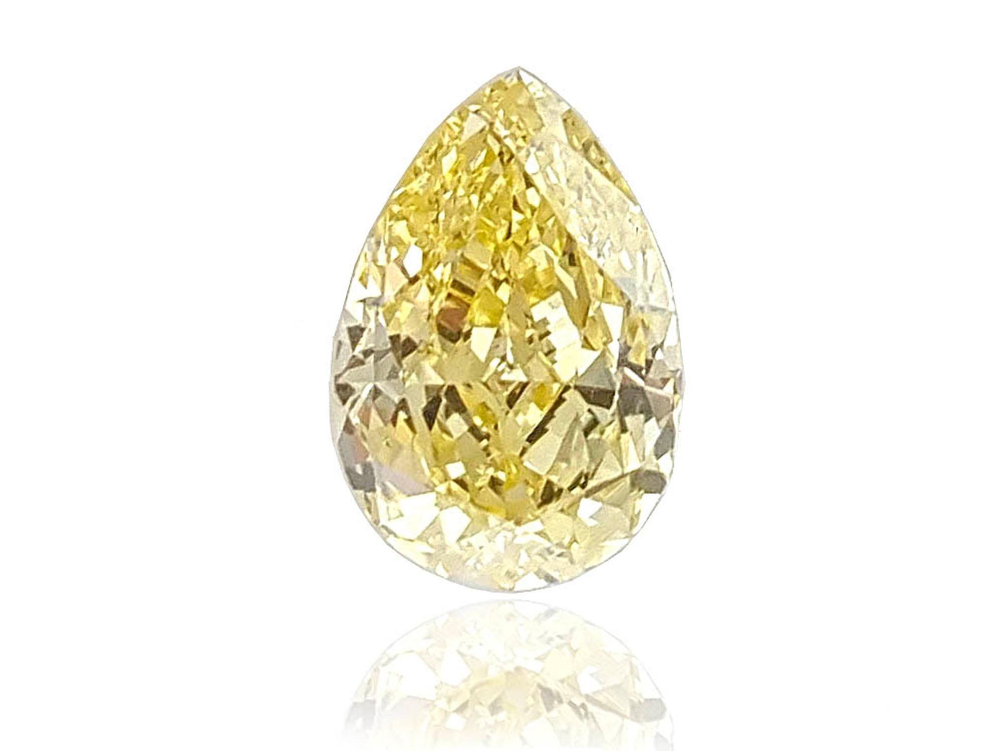 Bague cocktail de 1,50 carat de diamant jaune fantaisie et de diamant pavé, certifiée GIA. Neuf - En vente à New York, NY