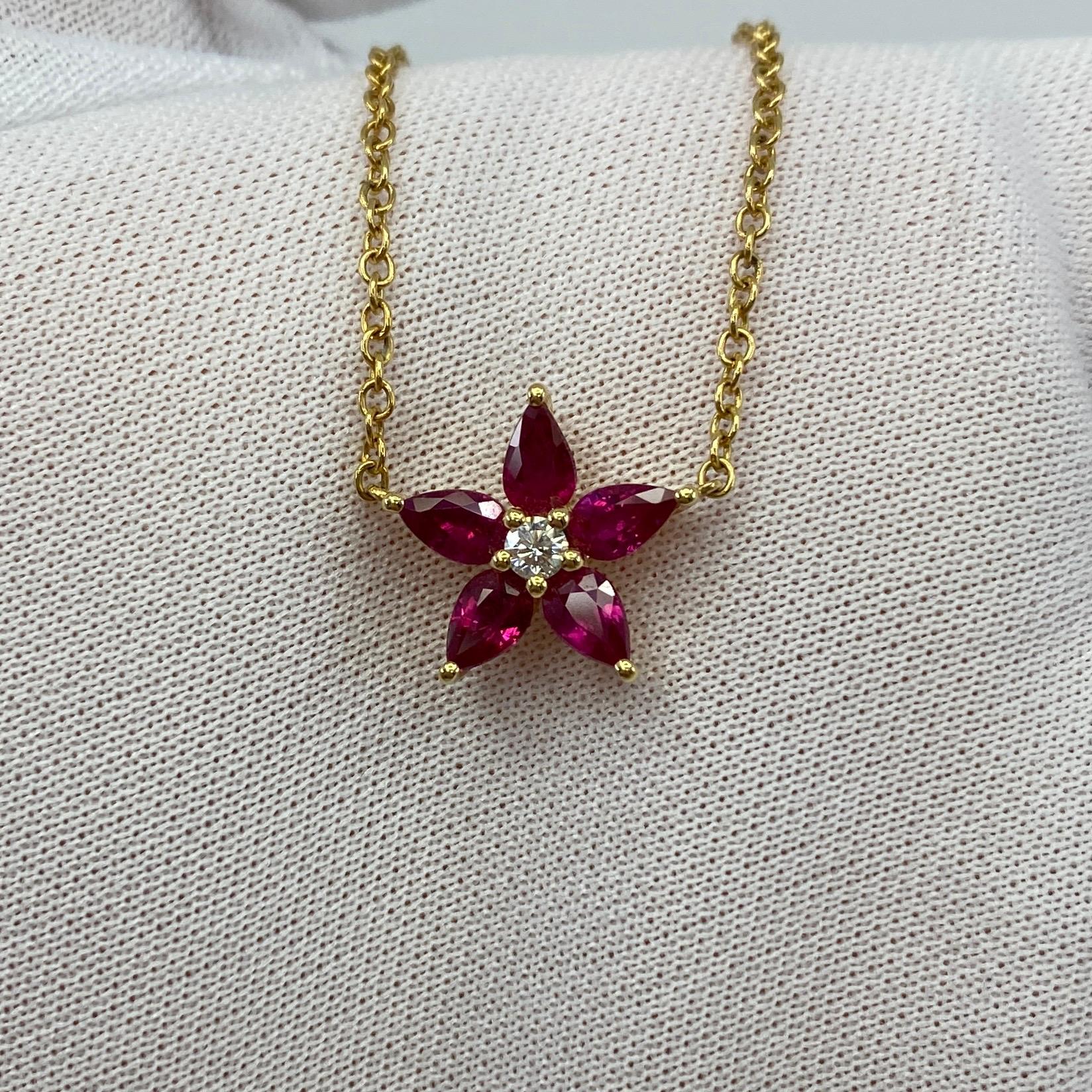 1.50 Carat Fine Deep Red Ruby & Diamond 18k Yellow Gold Flower Pendant Necklace 4