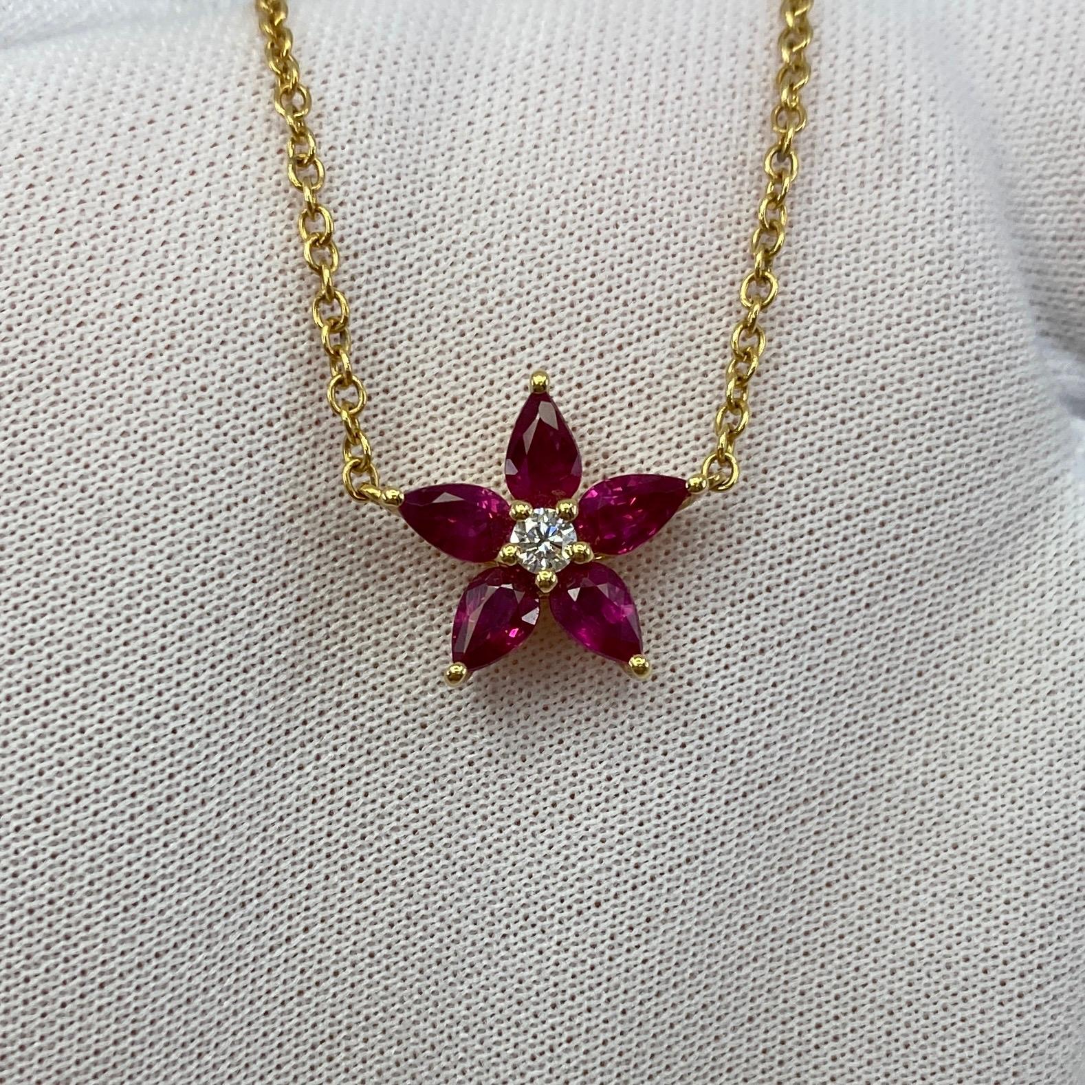 1.50 Carat Fine Deep Red Ruby & Diamond 18k Yellow Gold Flower Pendant Necklace 3