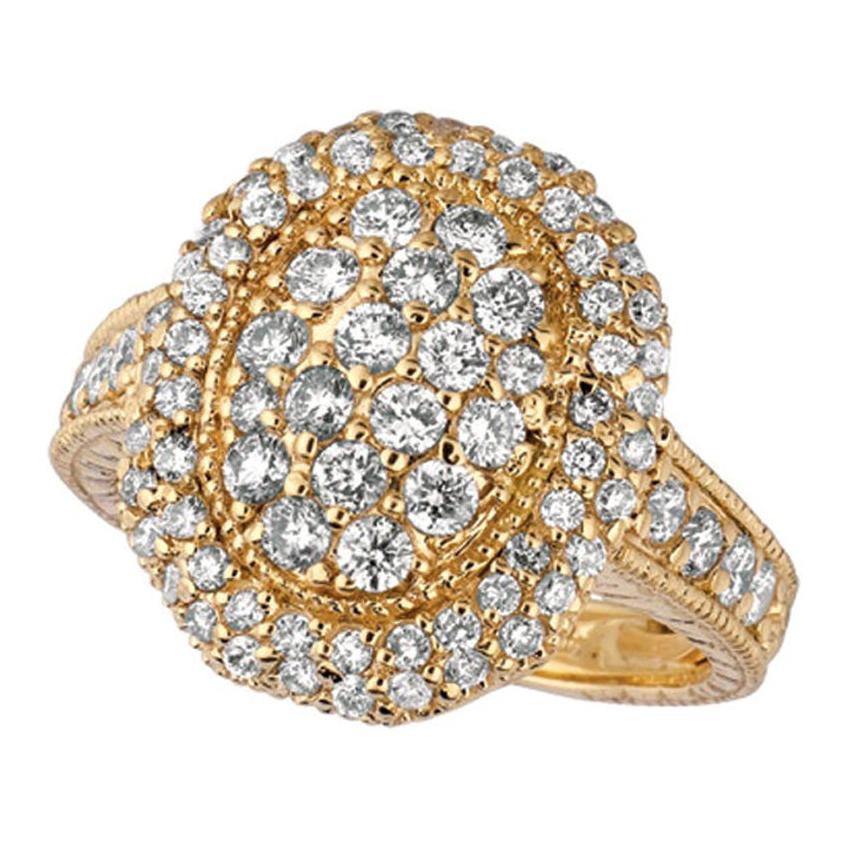 For Sale:  1.50 Carat Natural Diamond Oval Cluster Ring G SI 14 Karat Yellow Gold