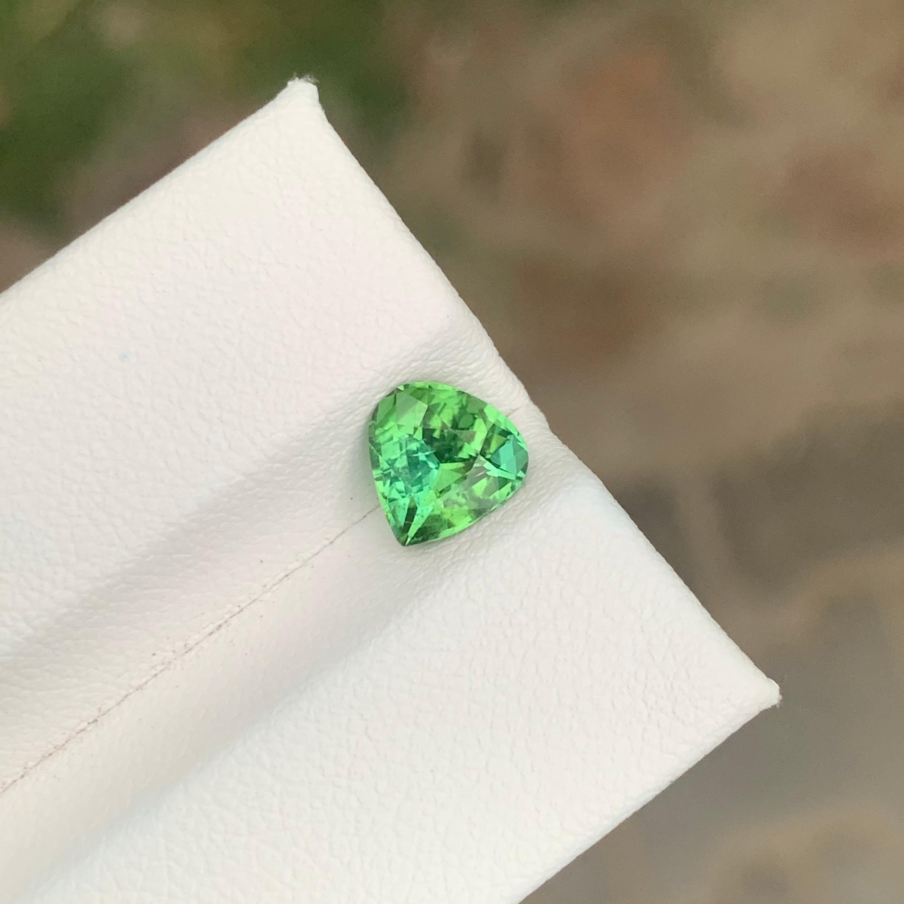 1,50 carati di tormalina blu verde naturale a forma di pera, gemma sfusa in vendita 2
