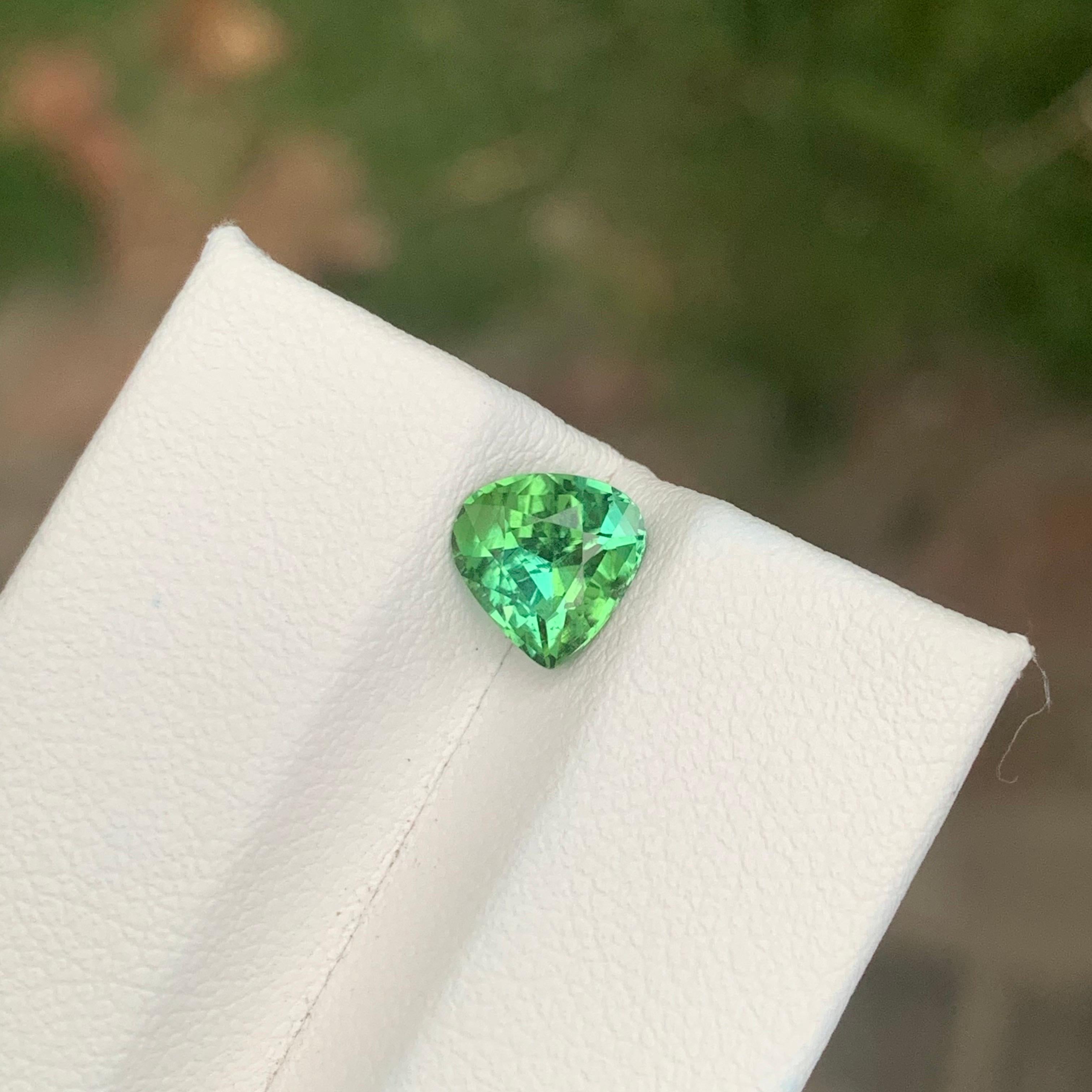 1,50 carati di tormalina blu verde naturale a forma di pera, gemma sfusa in vendita 3