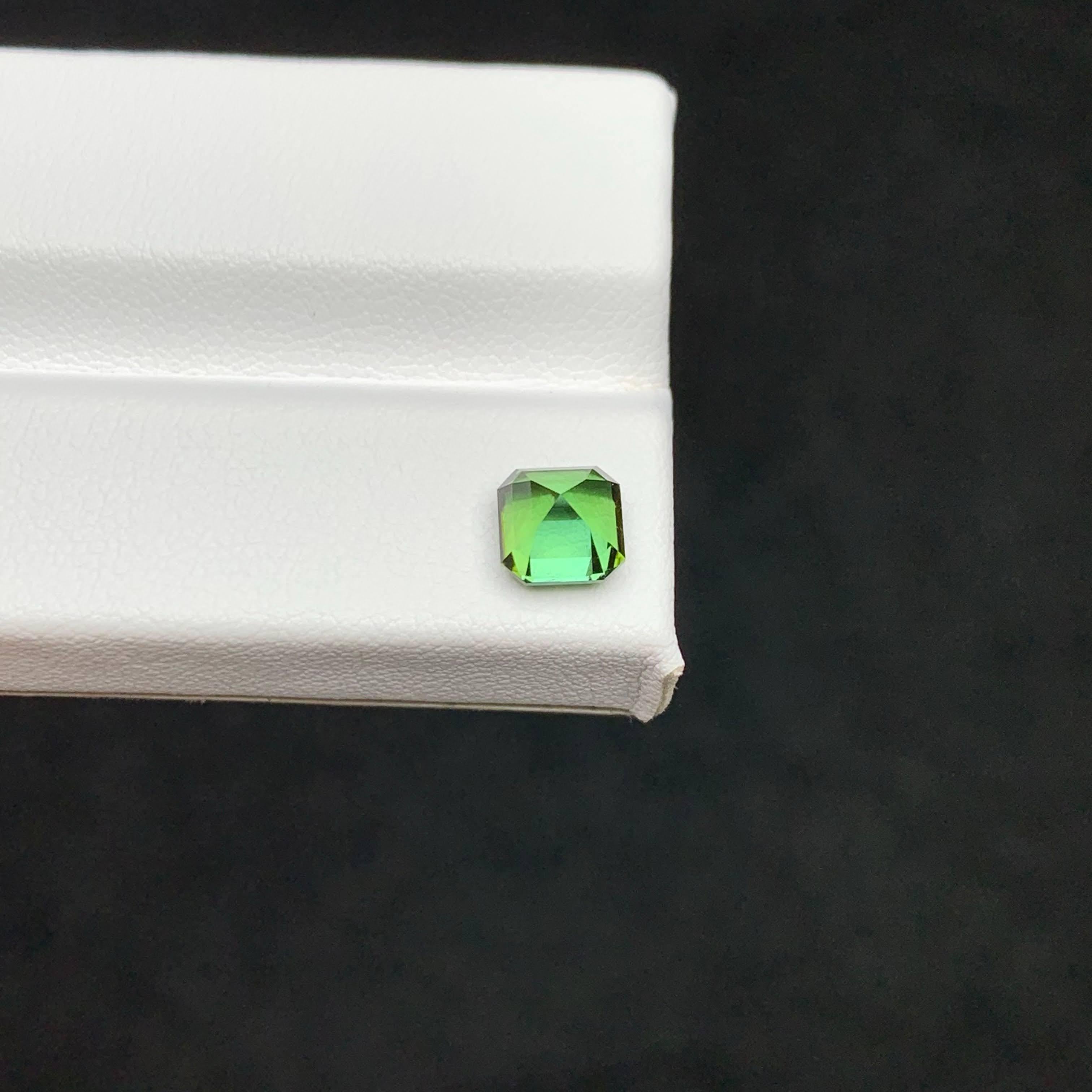 da uomo o donna 1,50 Carati di tormalina verde bluastra naturale sfusa con taglio Asscher Gemma afgana in vendita
