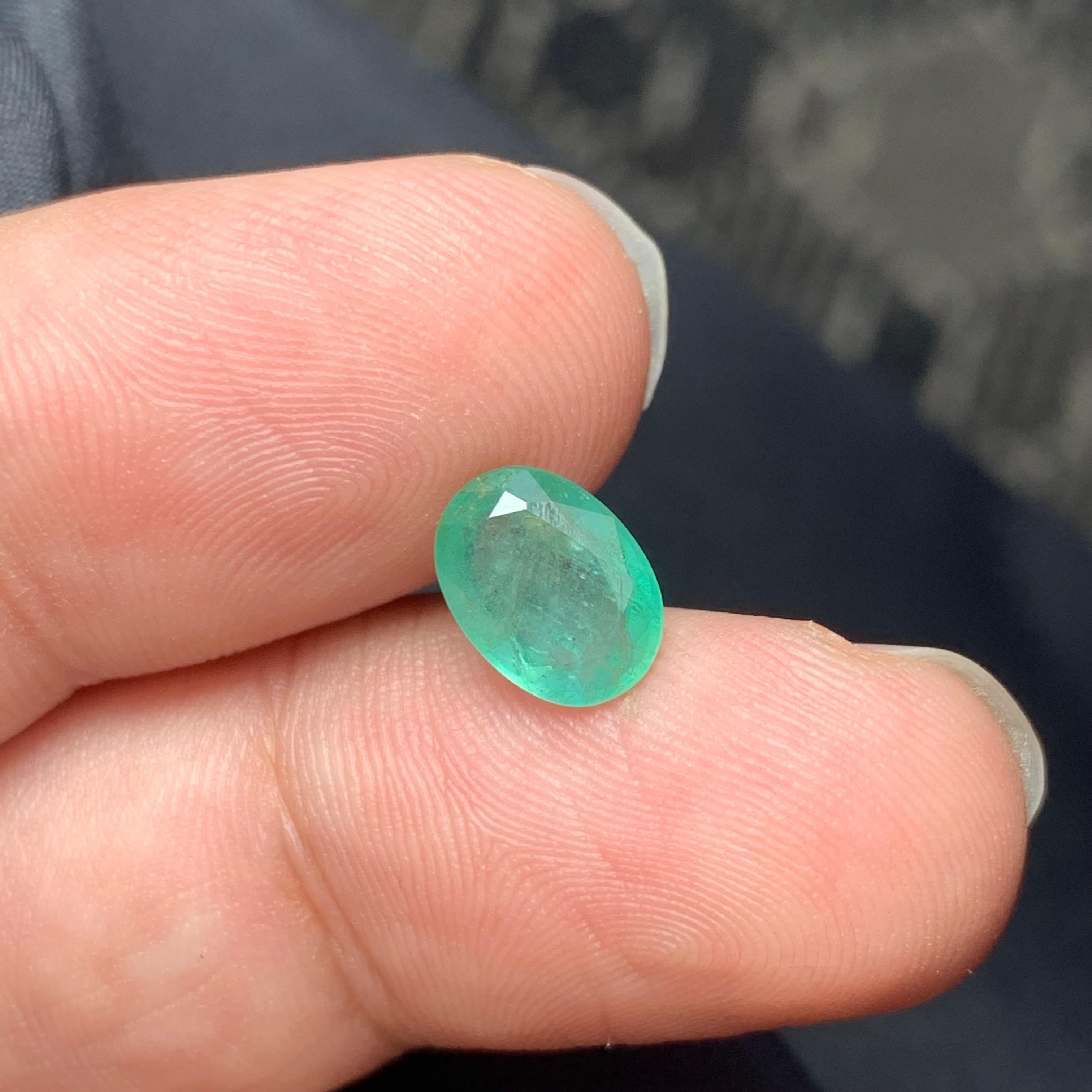 1.50 Karat natürlicher loser Smaragd Edelstein aus sambischer Mine im Angebot 4
