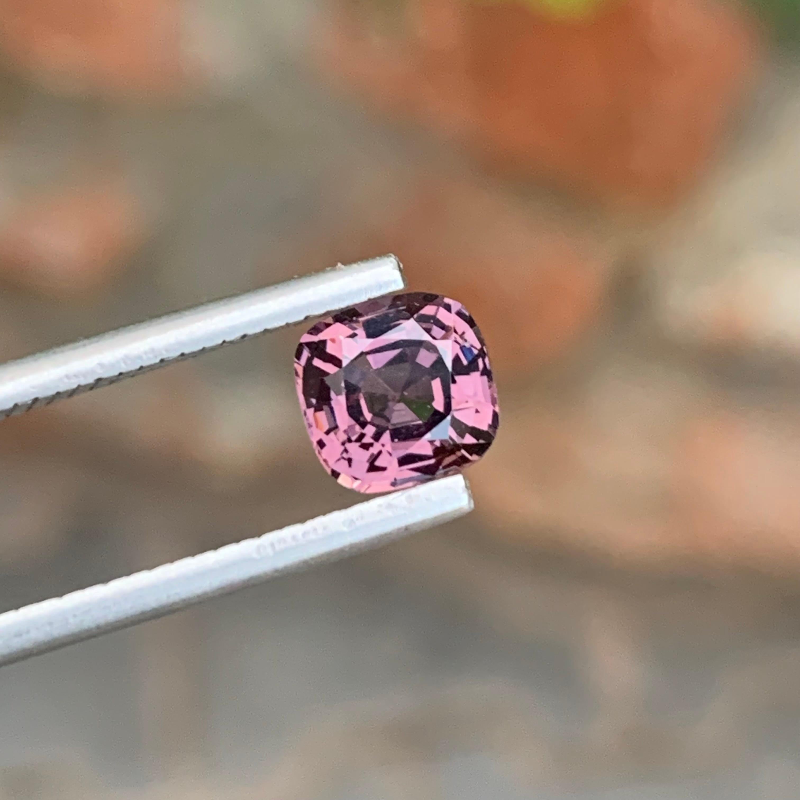 1.50 Carat Natural Loose Pinkish Gray Spinel Gemstone From Madagascar Mine For Sale 1