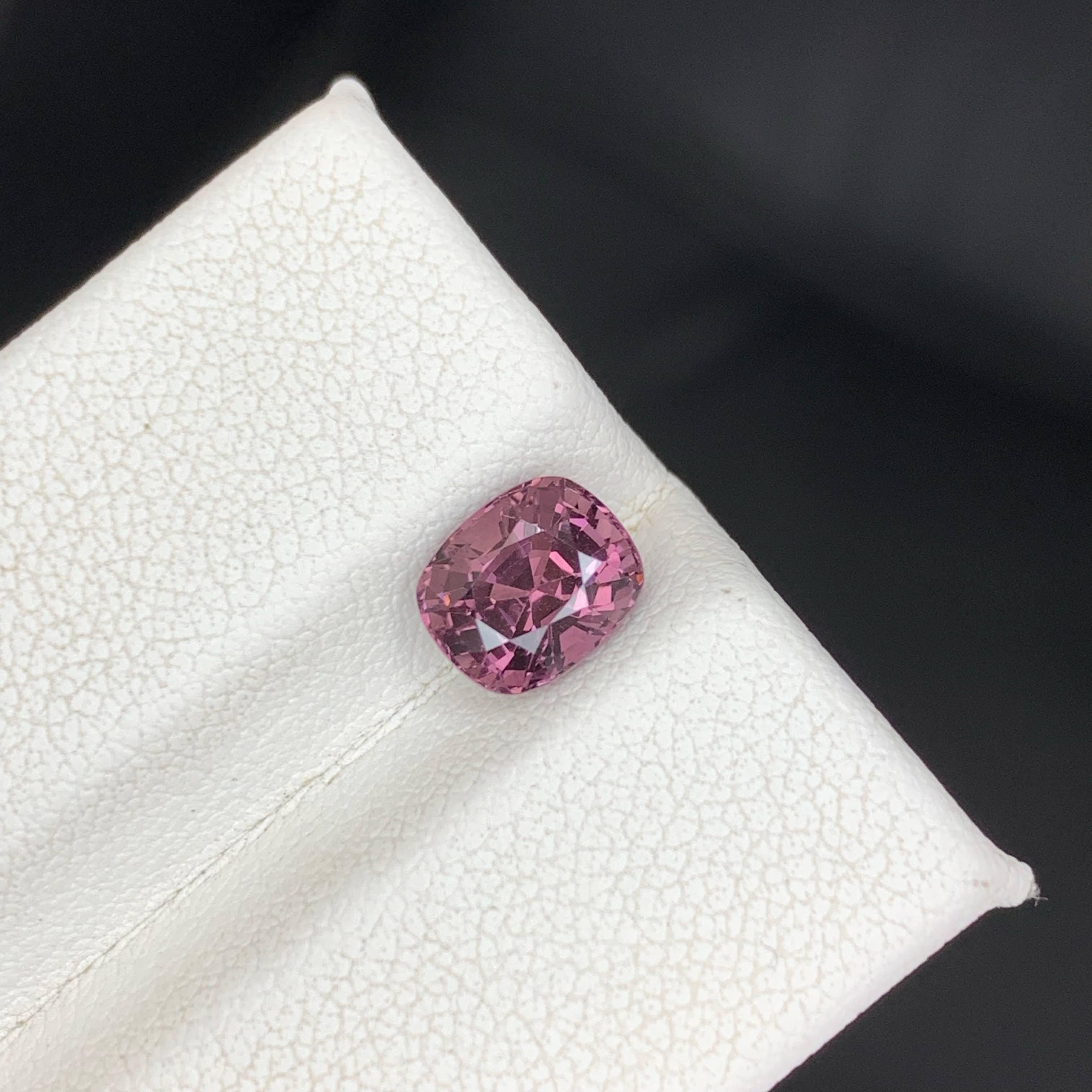 1,50 Karat natürlicher loser lila burmesischer Spinell Stein Kissenschliff Edelstein im Angebot 6