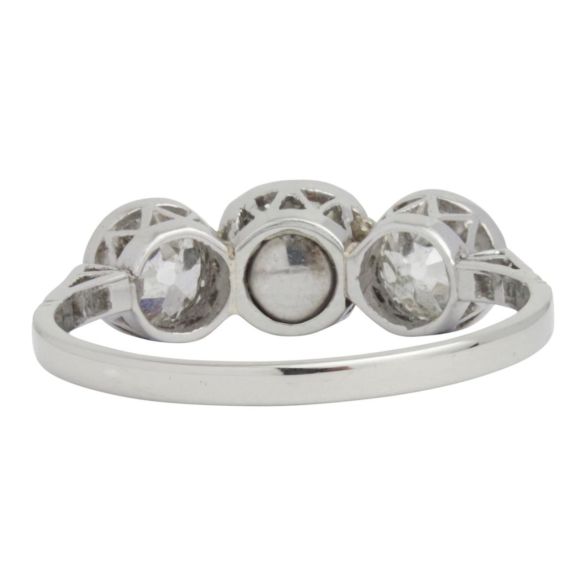 Art Deco 1.50 Carat Old Cut Diamond Trilogy Platinum Ring For Sale