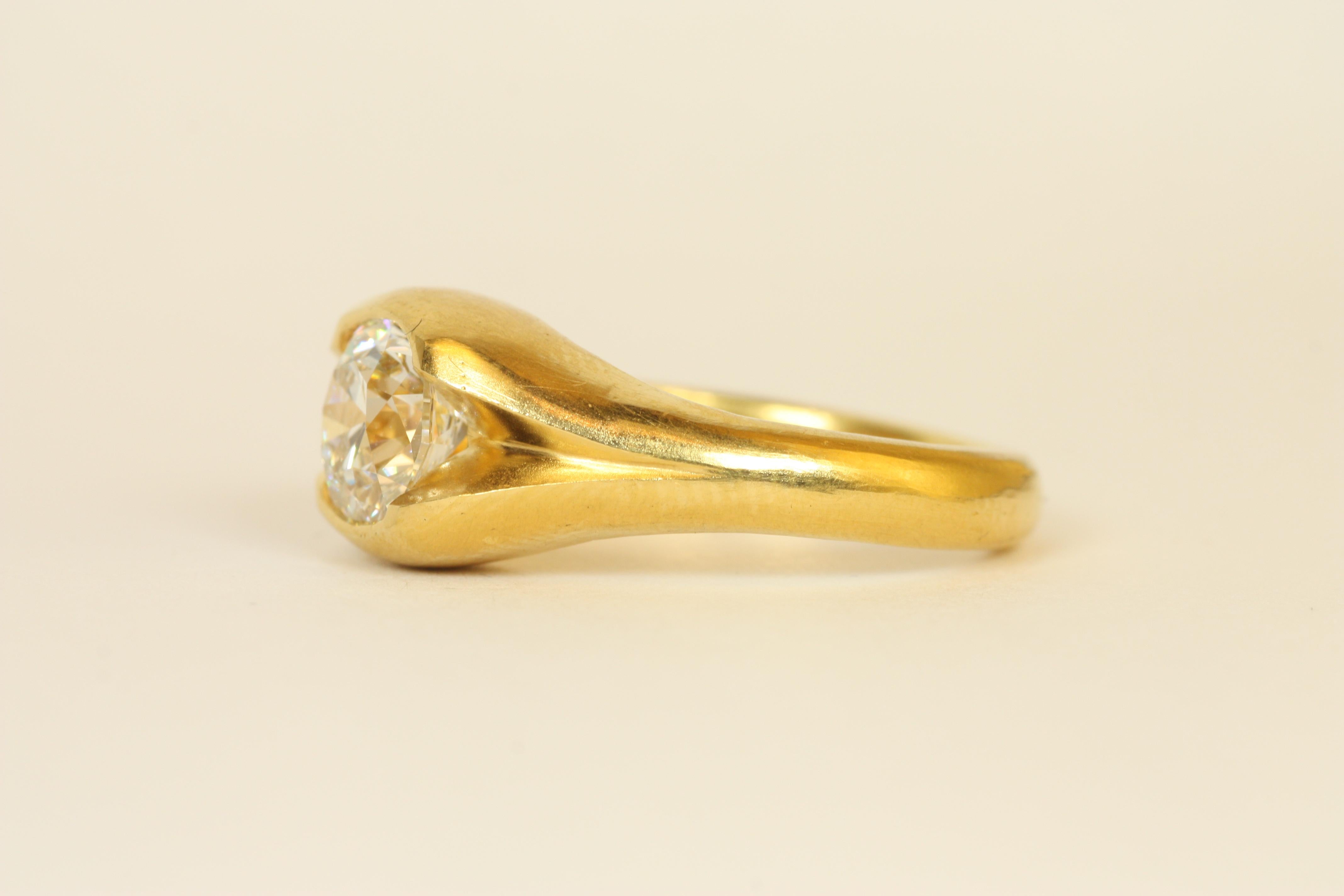 1.50 Carat Old Mine Cut Diamond 22K Gold Solitaire Split-Shank Engagement Ring For Sale 1