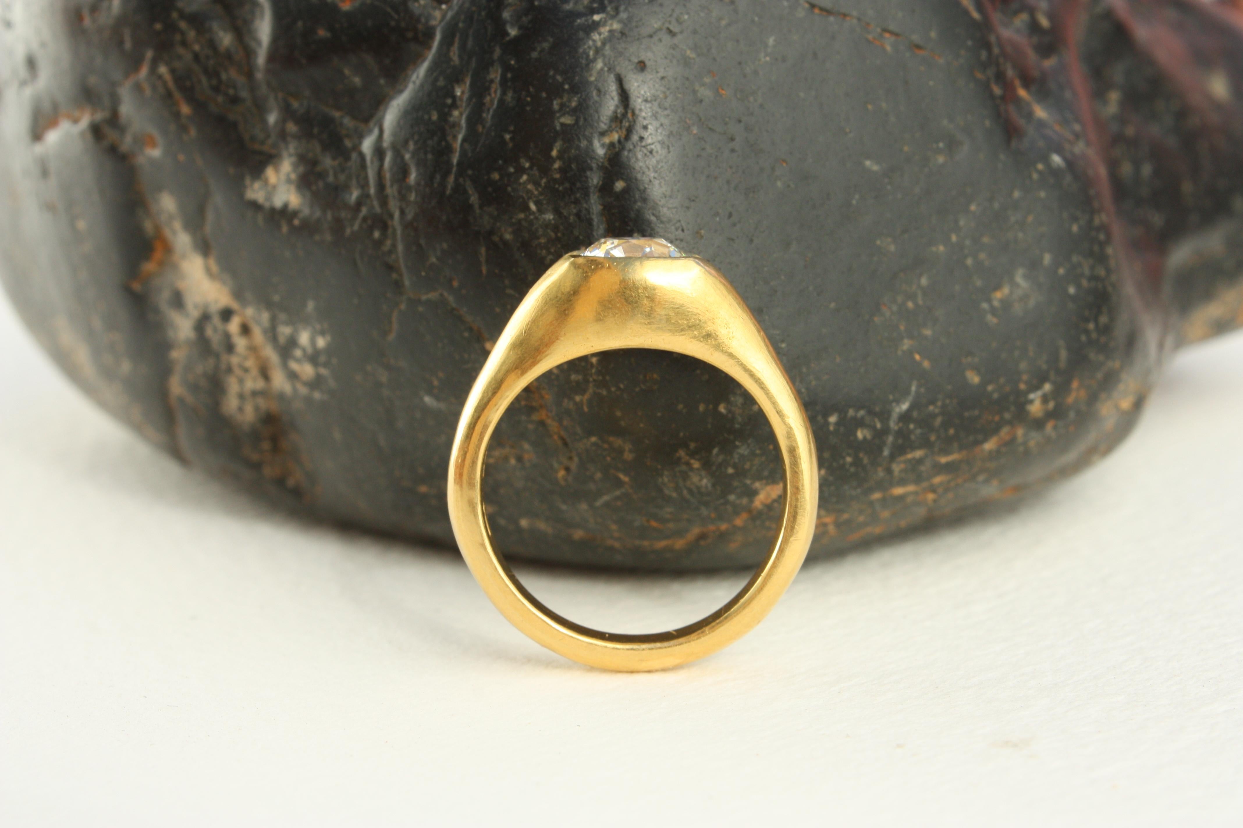 1.50 Carat Old Mine Cut Diamond 22K Gold Solitaire Split-Shank Engagement Ring For Sale 3