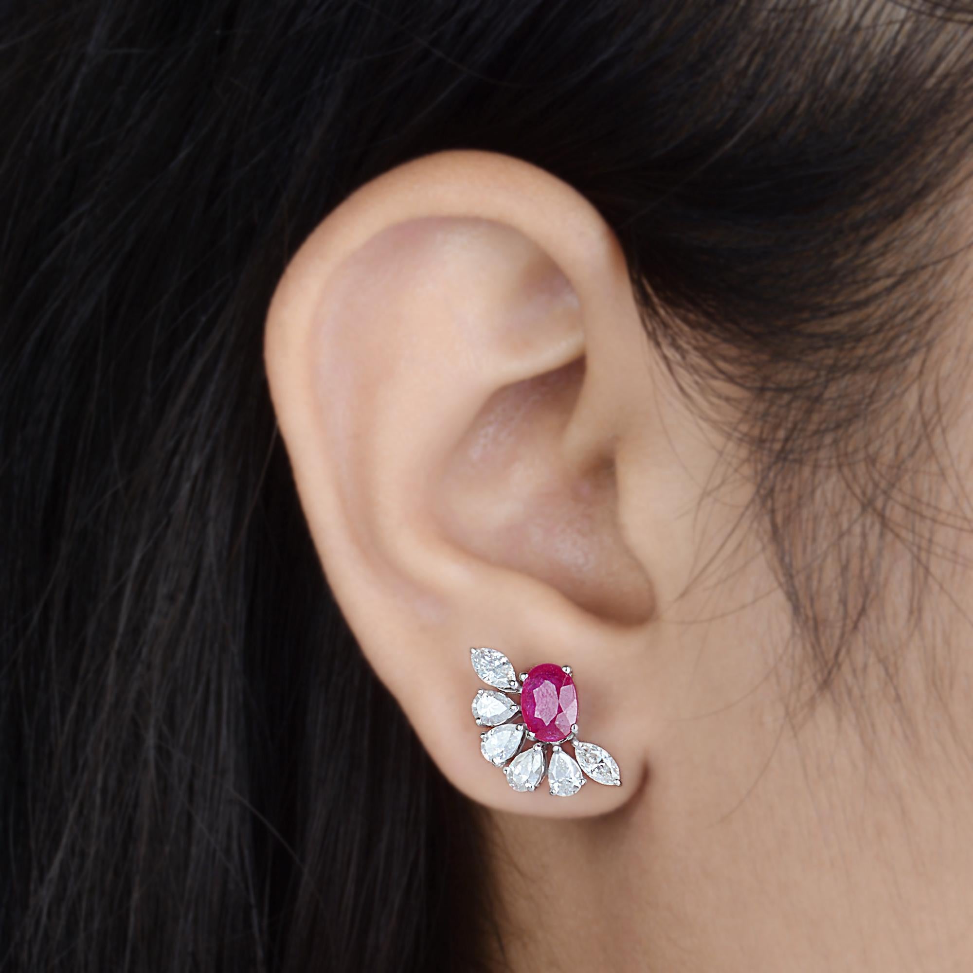 Taille ovale 1.50 Carat Oval Ruby Stud Ears 10k White Gold 1.70 Carat Marquise Diamond en vente