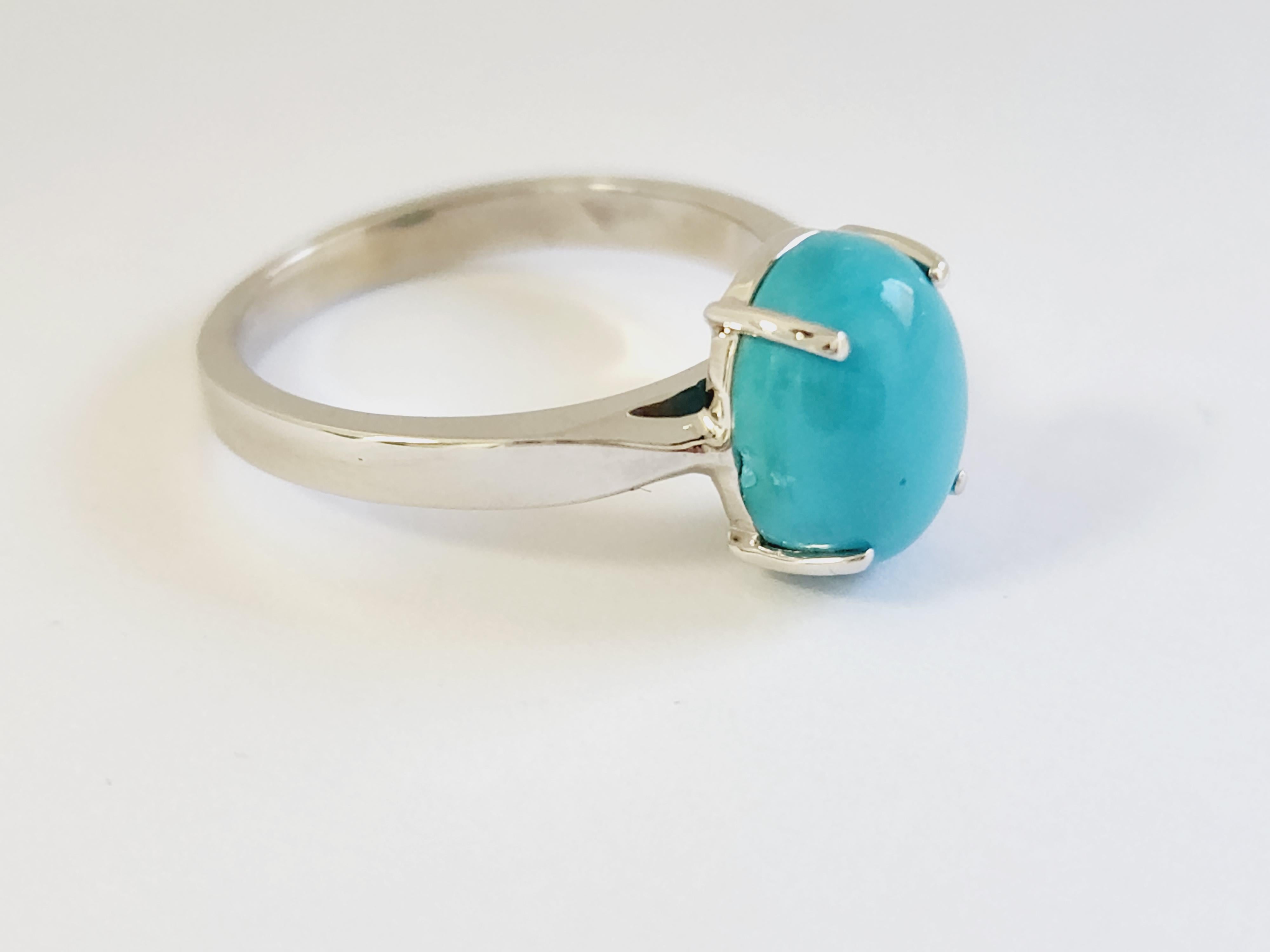 Oval Cut 1.50 Carat Oval Shape Turquoise 14 Karat White Gold Ring For Sale