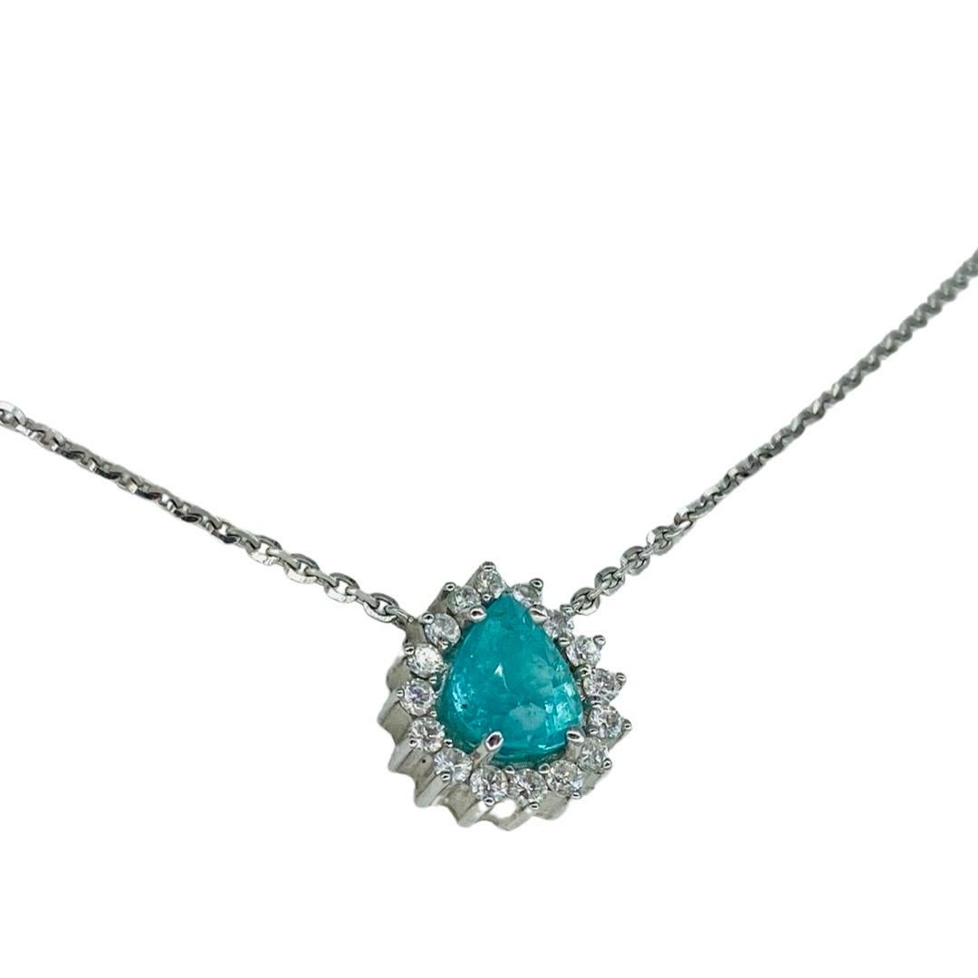 2.25 Total Carat Weight Paraíba Tourmaline and Diamonds Necklace 18k White Gold For Sale 2