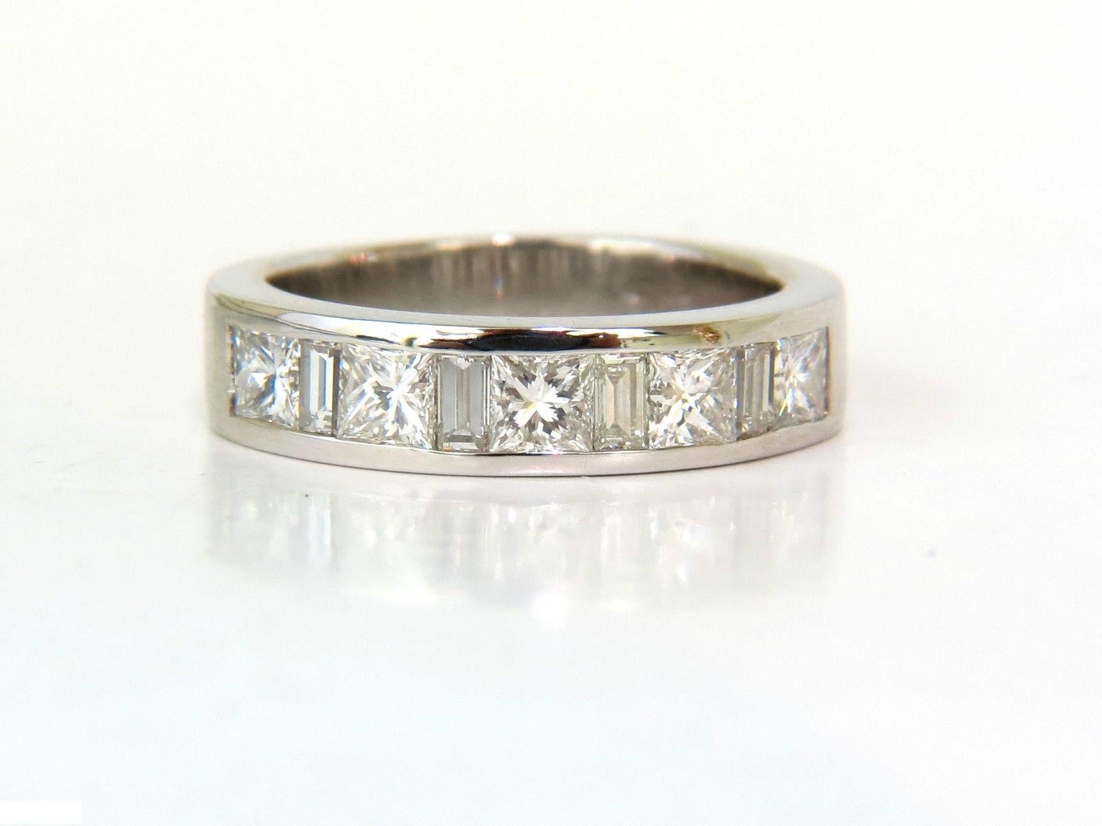 1,50 Karat Platin Prinzessin und Baguette Diamantring H/VS Band (Baguetteschliff) im Angebot