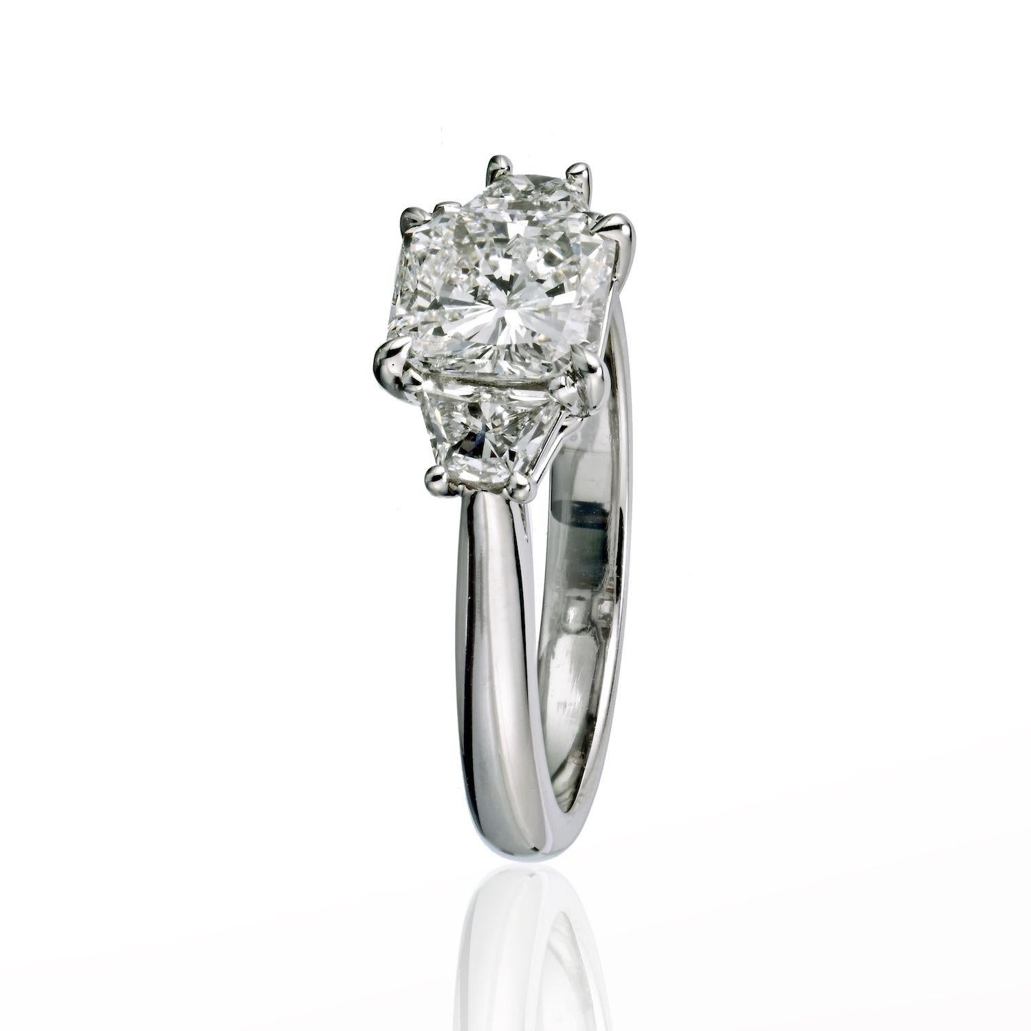 2.5 carat radiant cut diamond