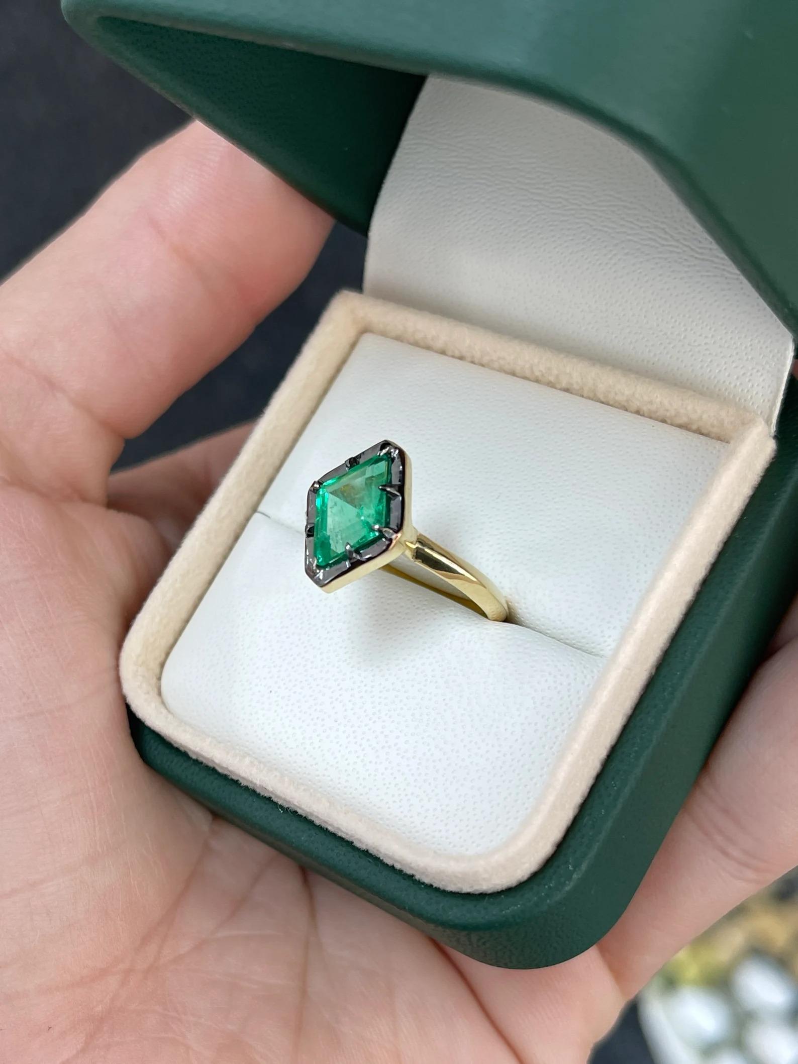 Emerald Cut 1.50 Carat Rare Colombian Emerald, Lozenge Cut Solitaire Eight Prong Ring 18K For Sale