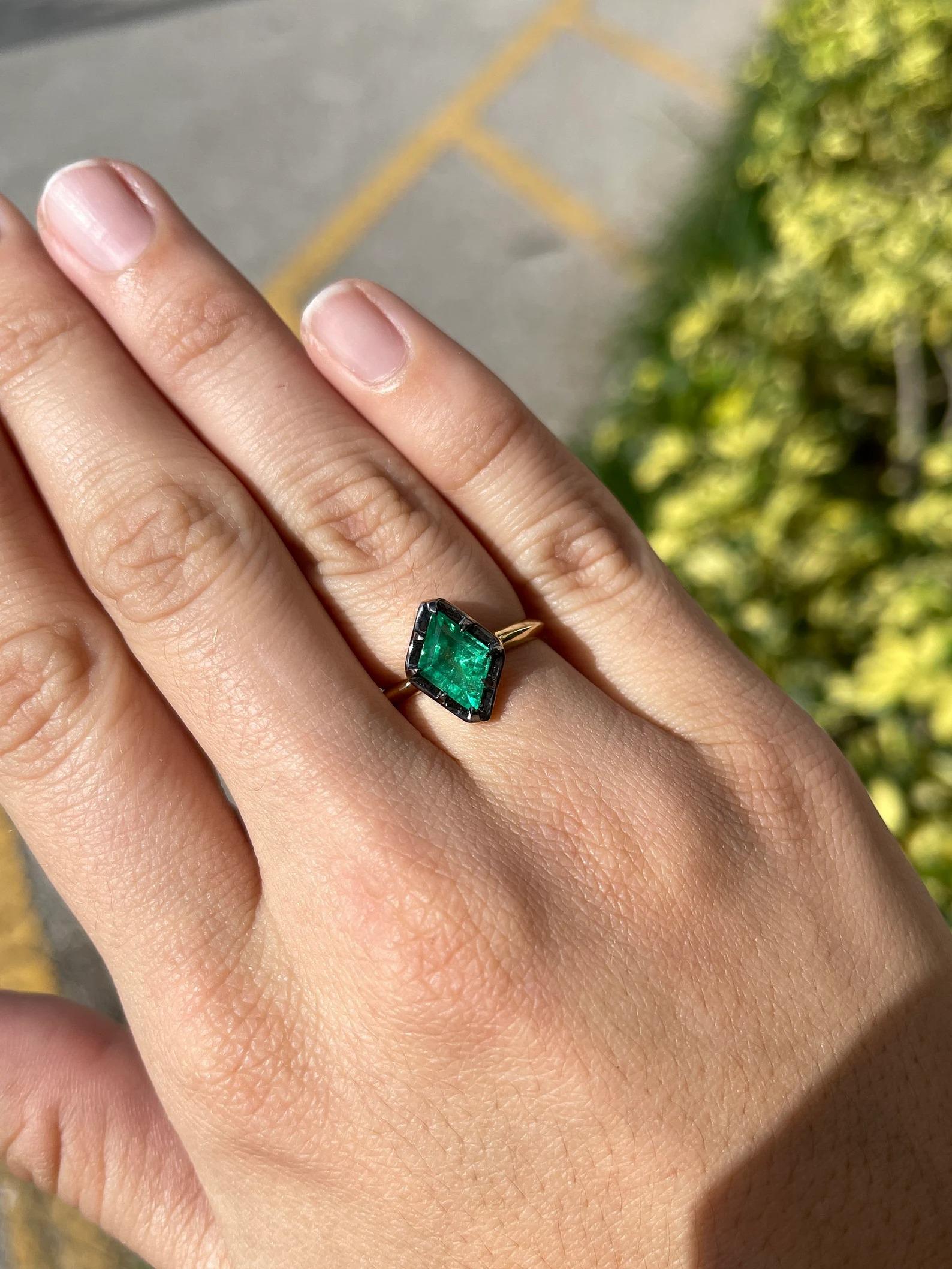 Women's 1.50 Carat Rare Colombian Emerald, Lozenge Cut Solitaire Eight Prong Ring 18K For Sale