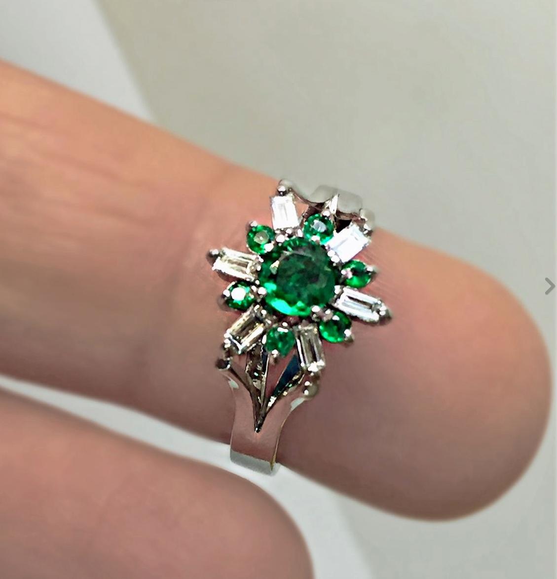 1.50 Carat Round Natural Colombian Emerald Diamond Cocktail Ring For Sale 6