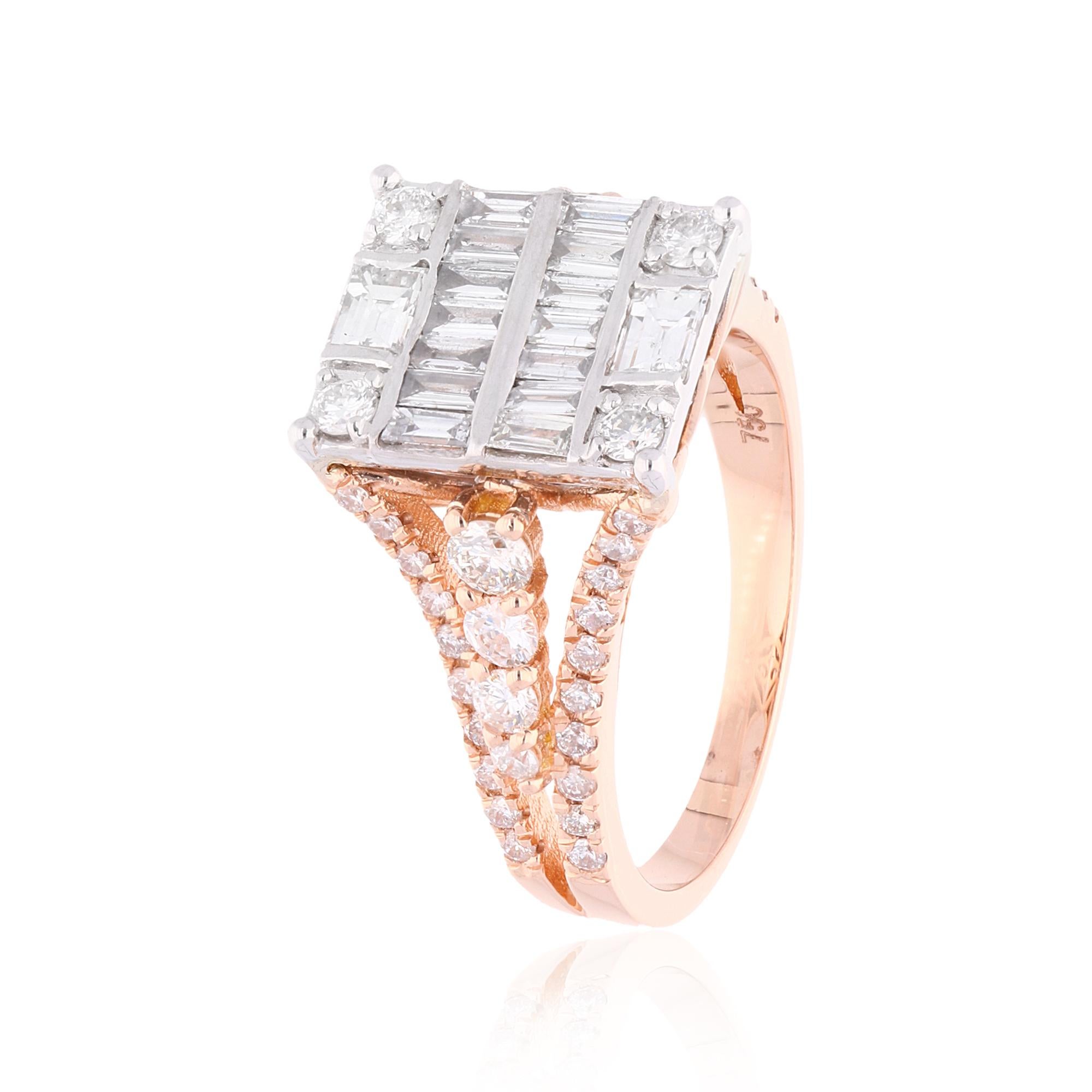 Moderno 1.50 Carat SI Clarity HI Color Round Baguette Diamond Ring 18 Karat Rose Gold in vendita