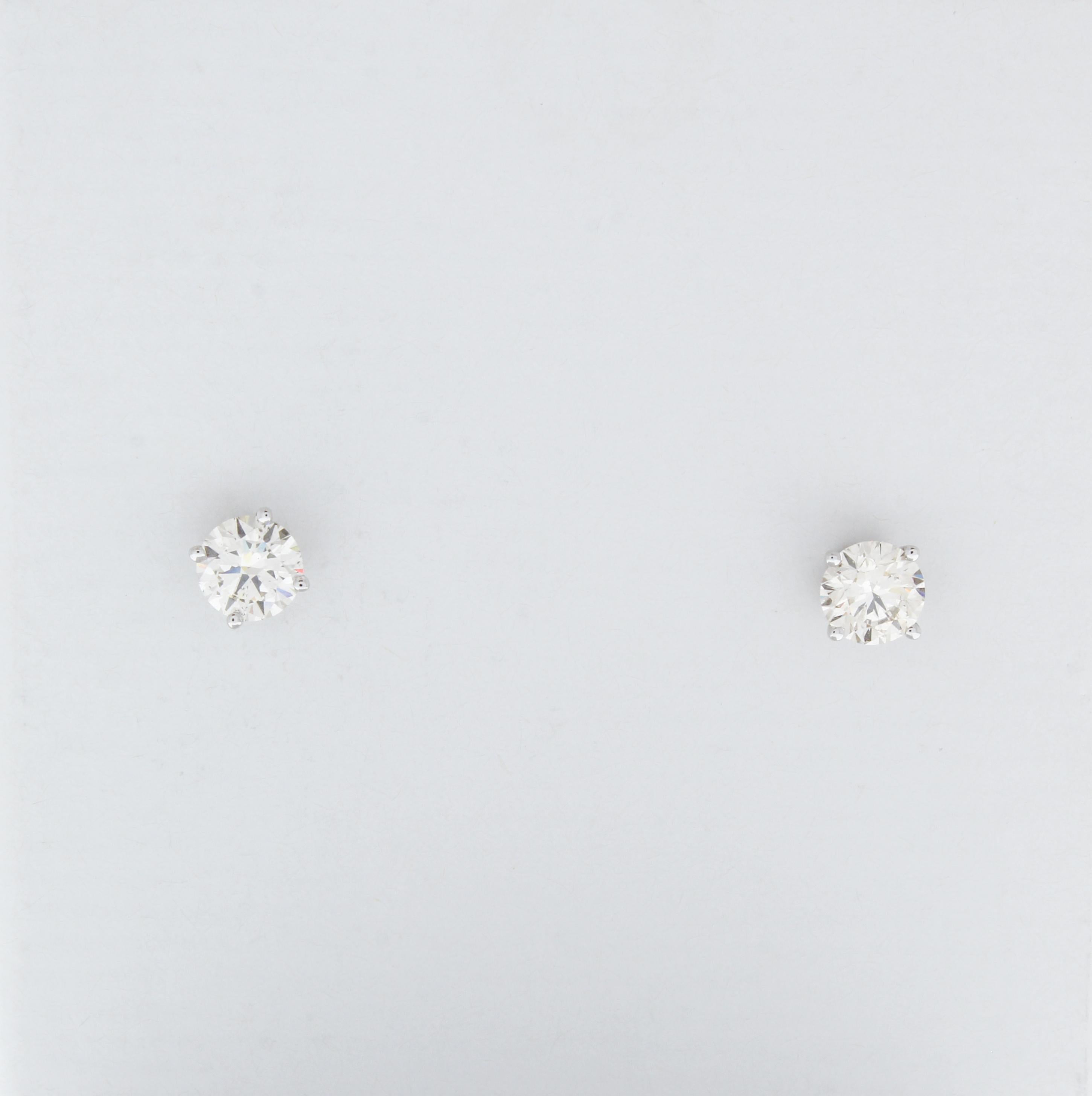 Contemporary 1.50 Carat Total Weight Diamond Stud Earrings in 14k White Gold For Sale