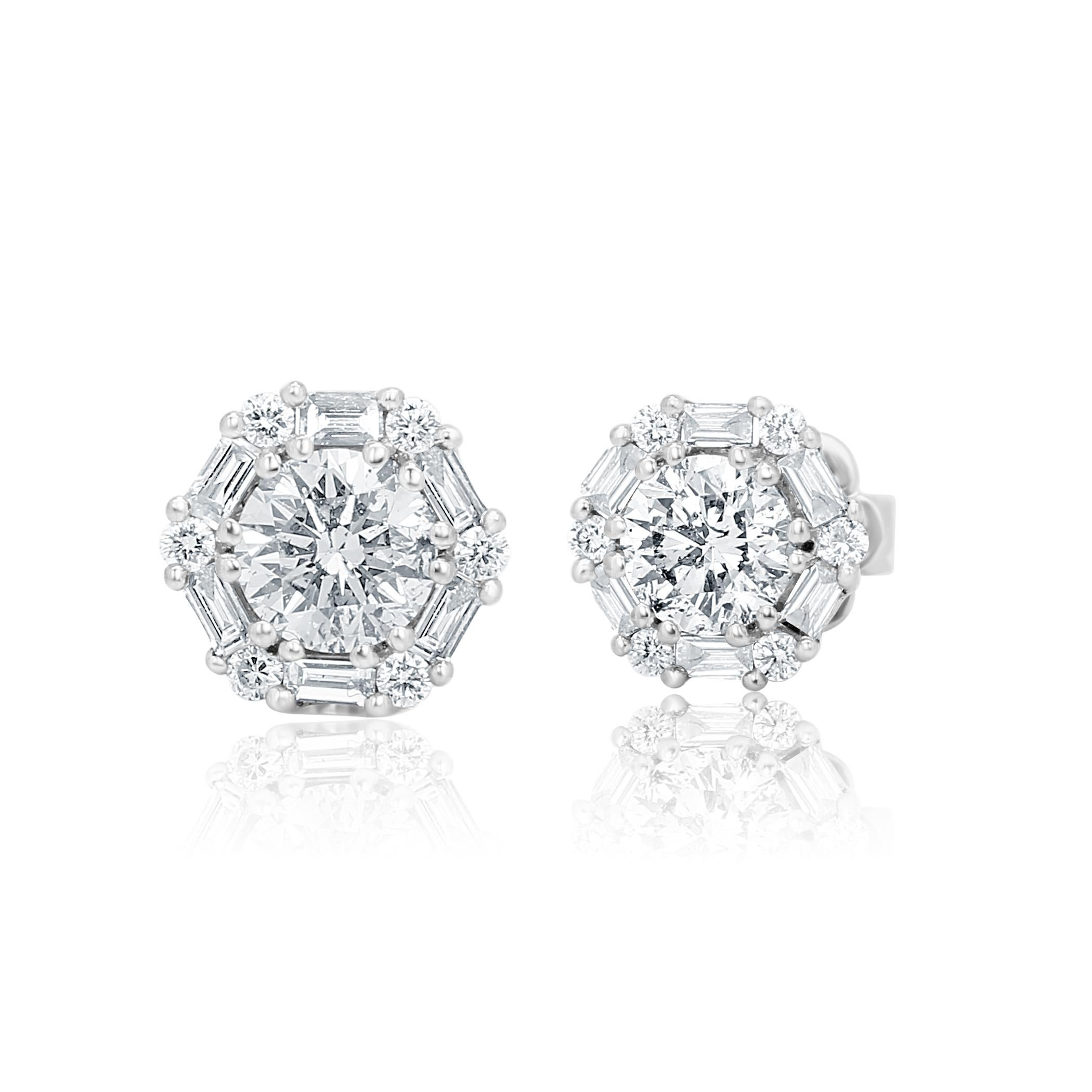 Stunning 2 White Colorless Diamonds Rounds SI-I Clarity 1.09 Carat Encircled in a single halo of 12 White Colorless Diamond Round    VS-SI Clarity 0.14 Carat and 12 White Colorless Baguette Diamond VS clarity 0.27 Carat Set in Gorgeous and Stylish