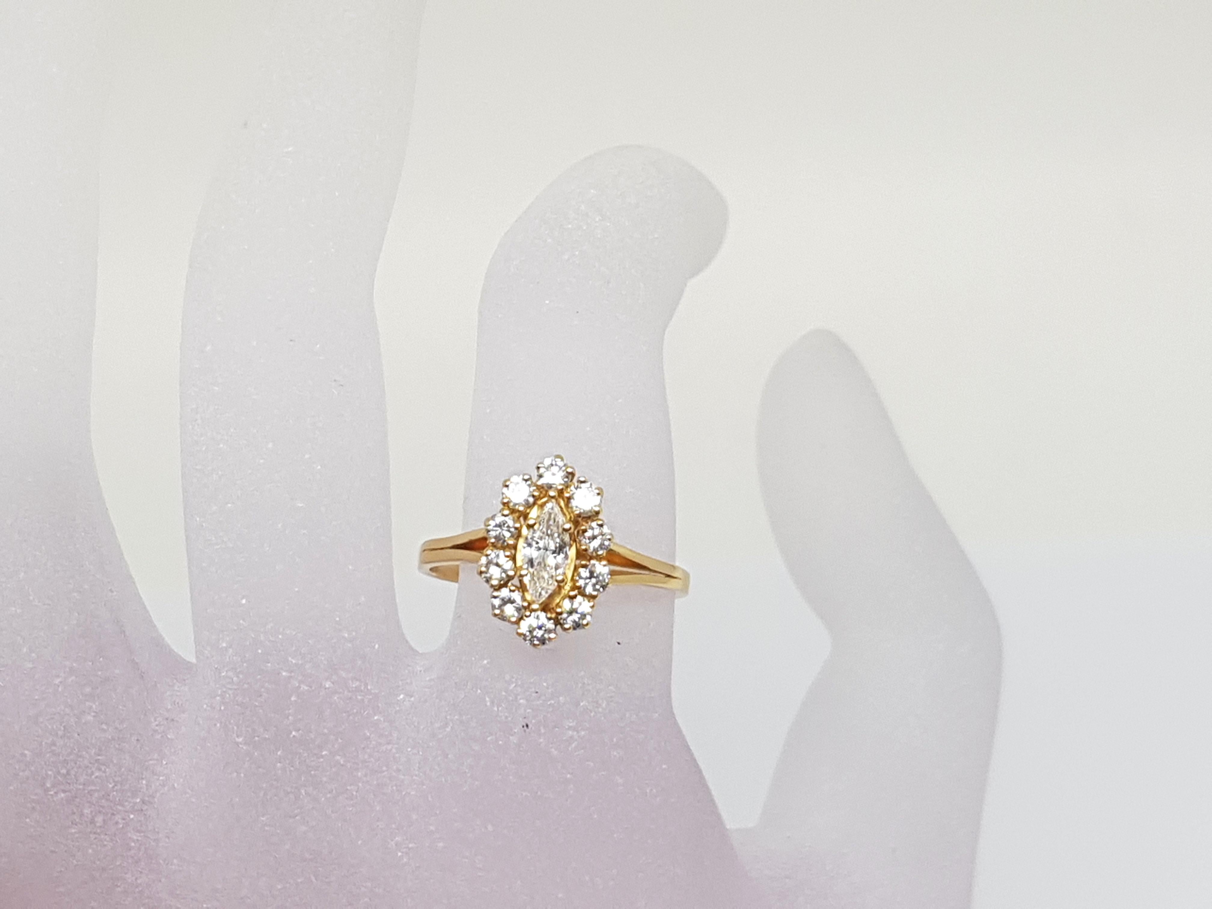 Women's 1.50 Carat Yellow Gold Diamond Engagement Ring For Sale