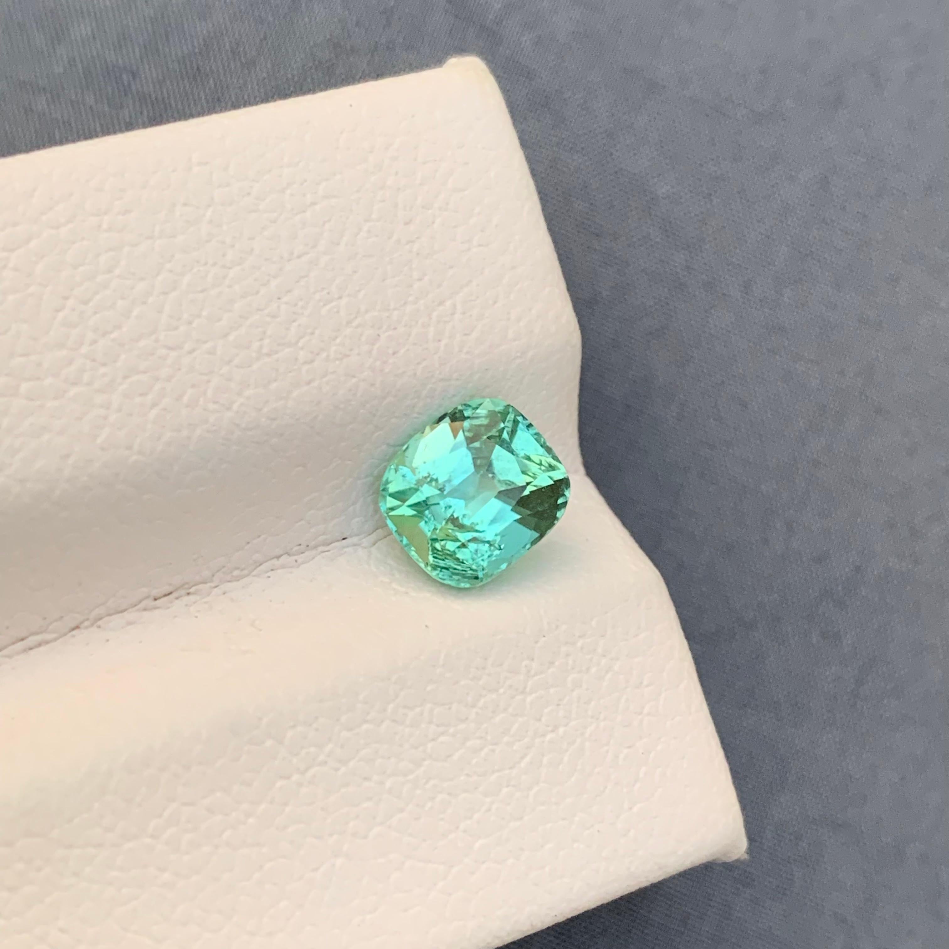 Women's or Men's 1.50 Carats Faceted Mintgreen Tourmaline Cushion Cut Gemstone Afghan Mine For Sale