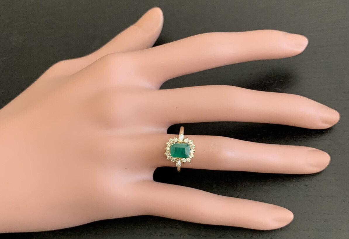 1.50 Carats Natural Emerald and Diamond 14K Solid Yellow Gold Ring For Sale 1