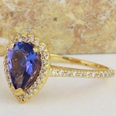 1.50 Carat Natural Very Nice Looking Tanzanite and Diamond 14K Solid Yellow