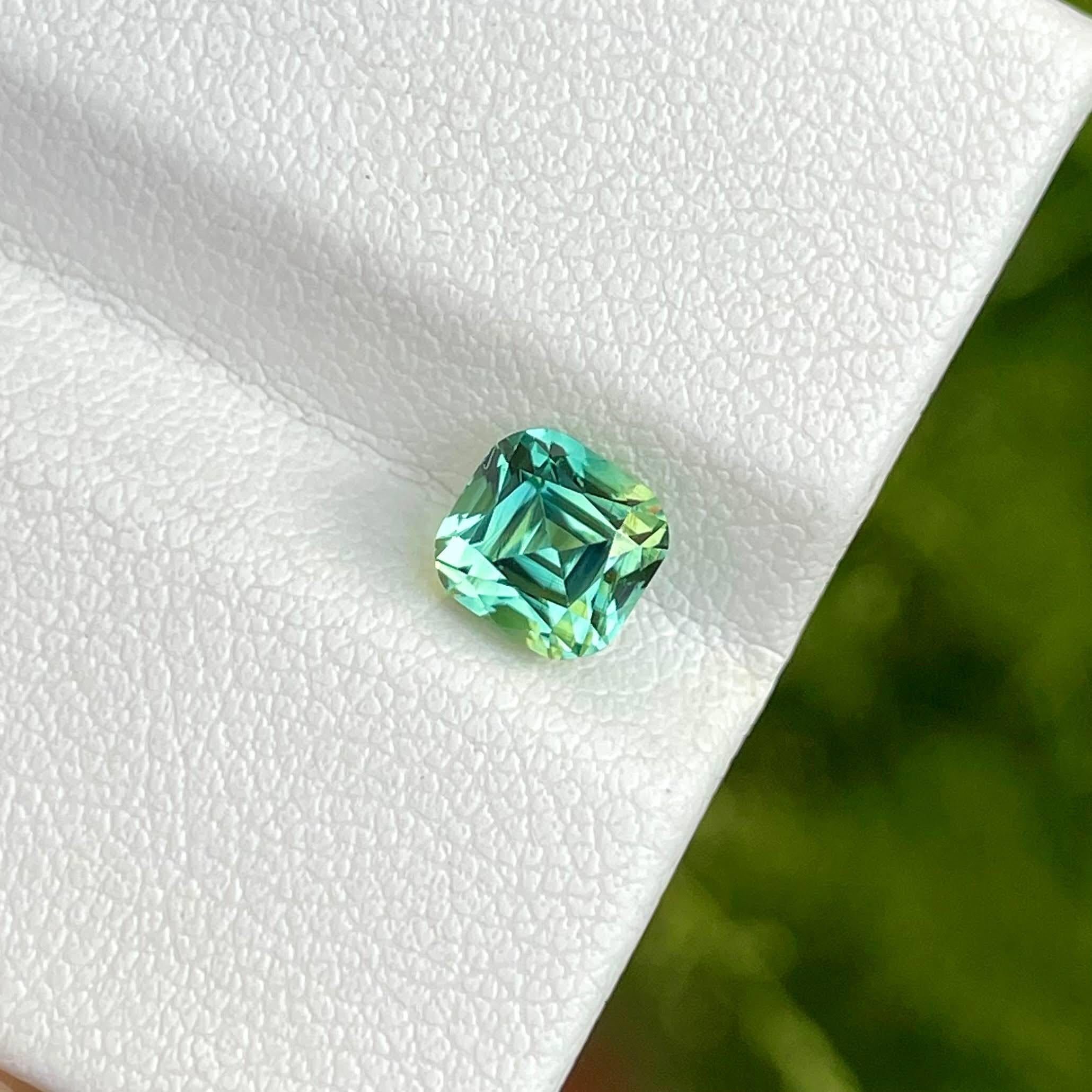 1.50 Quilates Turmalina Suelta Forma Marina Piedra Talla Cojín Gema Afgana Moderno en venta