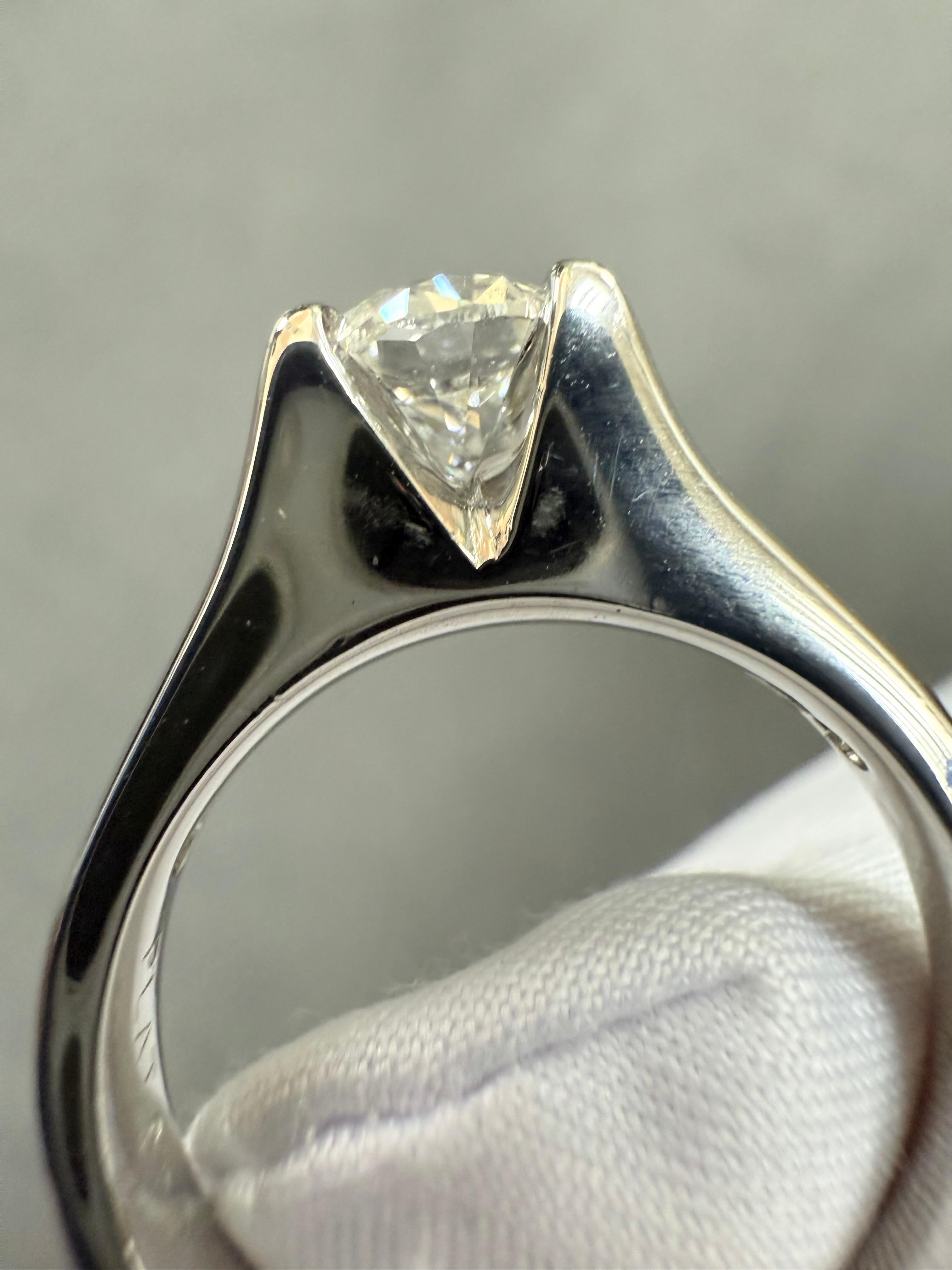 Anillo de Compromiso de Platino con Diamantes de 1,50 Quilates TW en venta 7