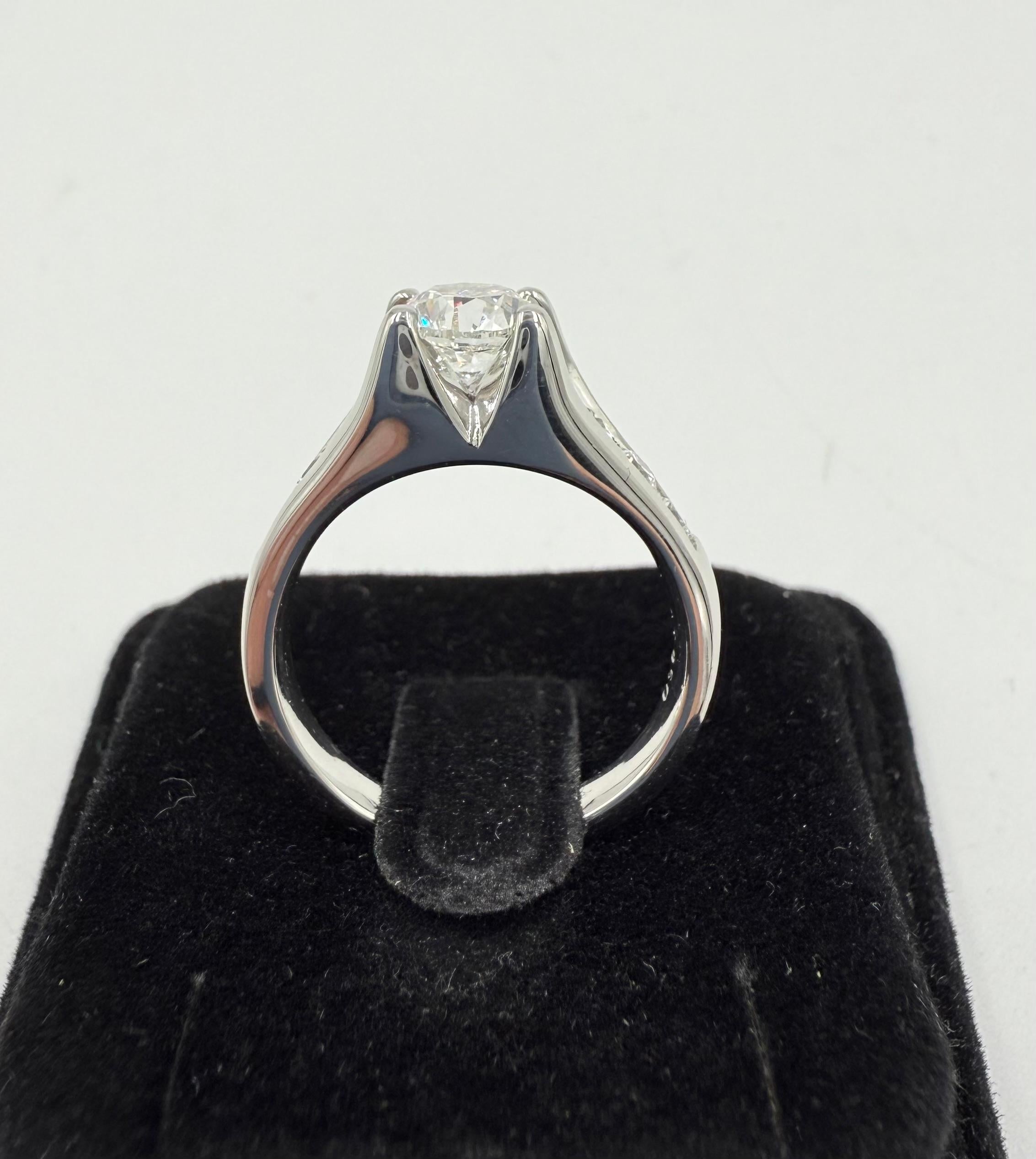 Anillo de Compromiso de Platino con Diamantes de 1,50 Quilates TW en venta 1