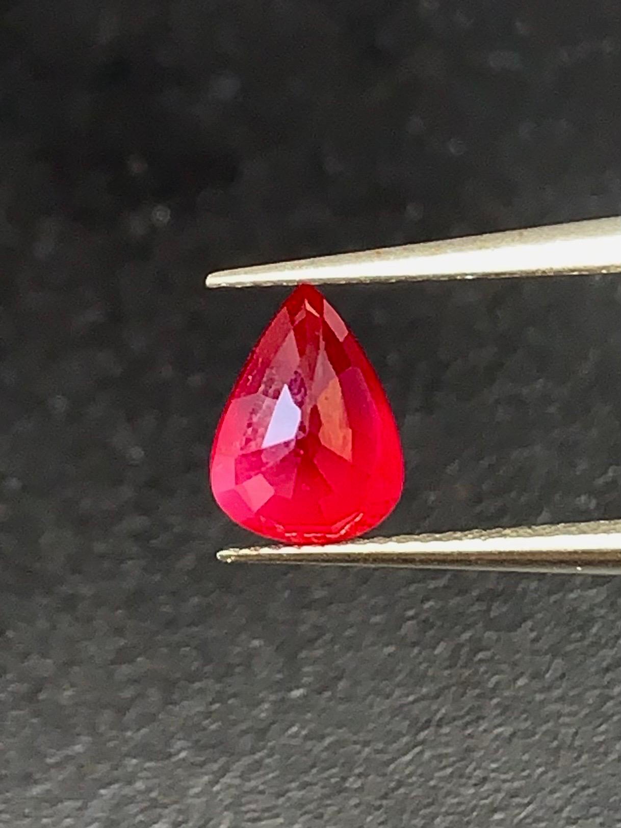 1,50 Ct Certificato AIGS Rubino Naturale Non Riscaldato colore sangue di piccione occhi puliti in vendita 6