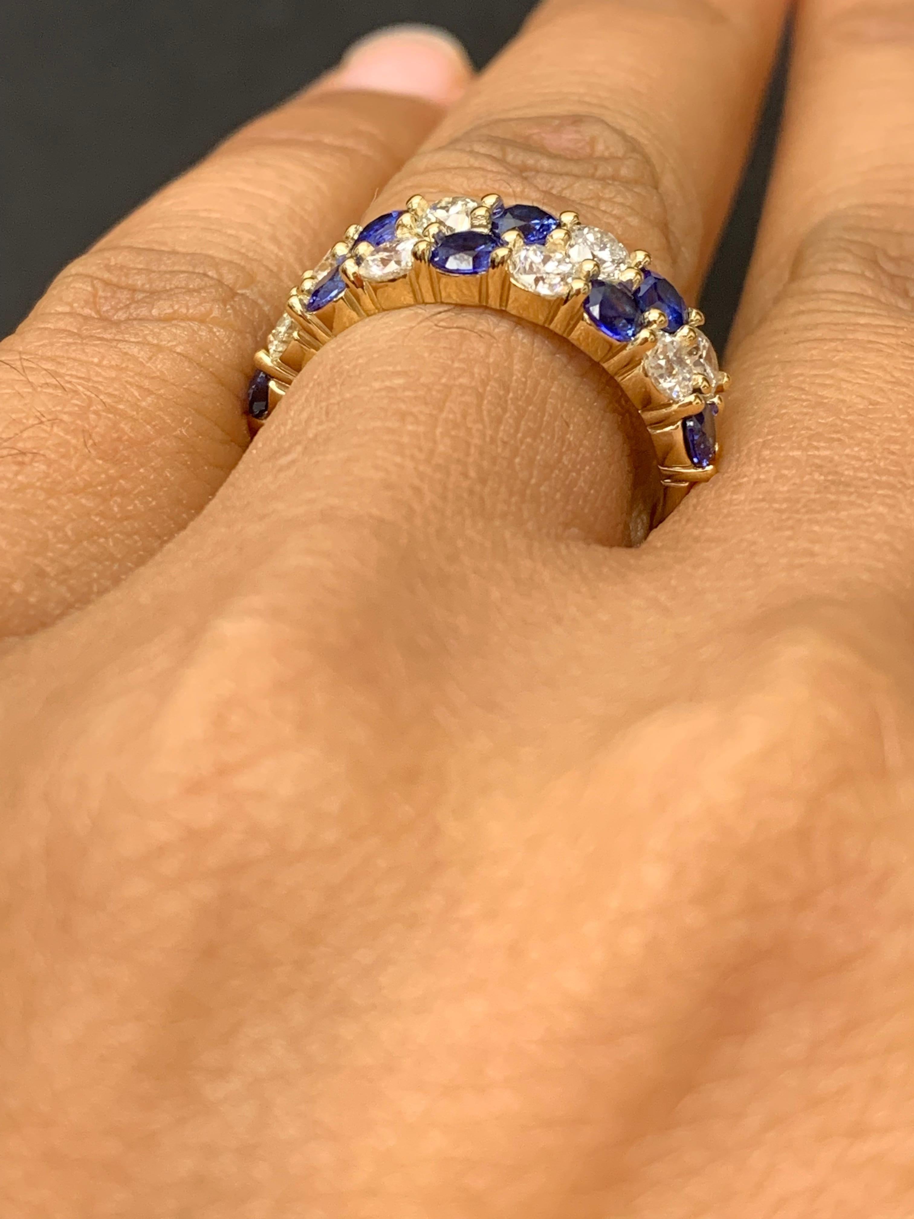Modern 1.50 Ct Blue Sapphire and Diamond Double Row ZicZac Band Ring 14K Yellow Gold For Sale