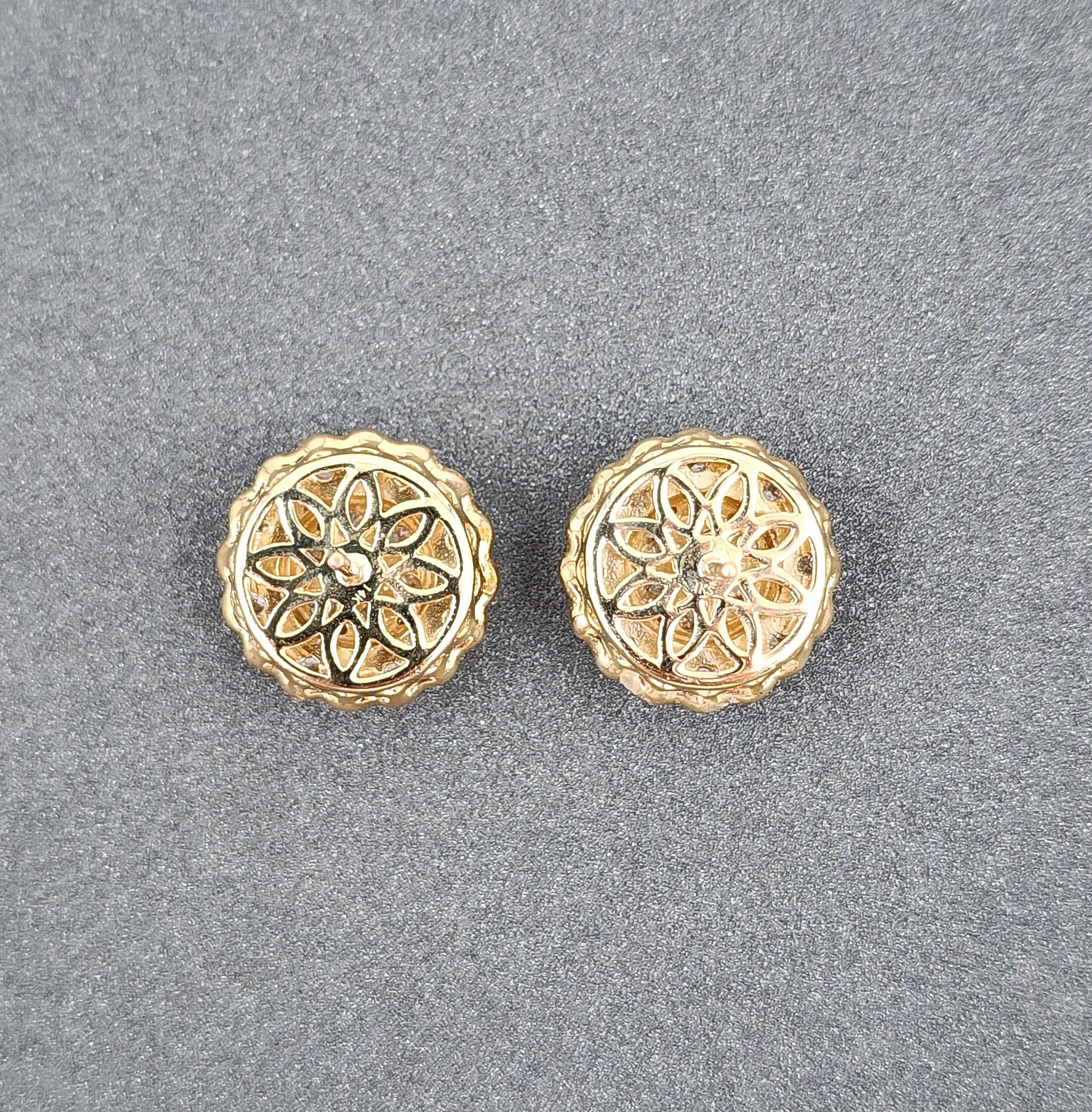 Pendientes de diamantes en racimo de 1,50 ct en venta 1