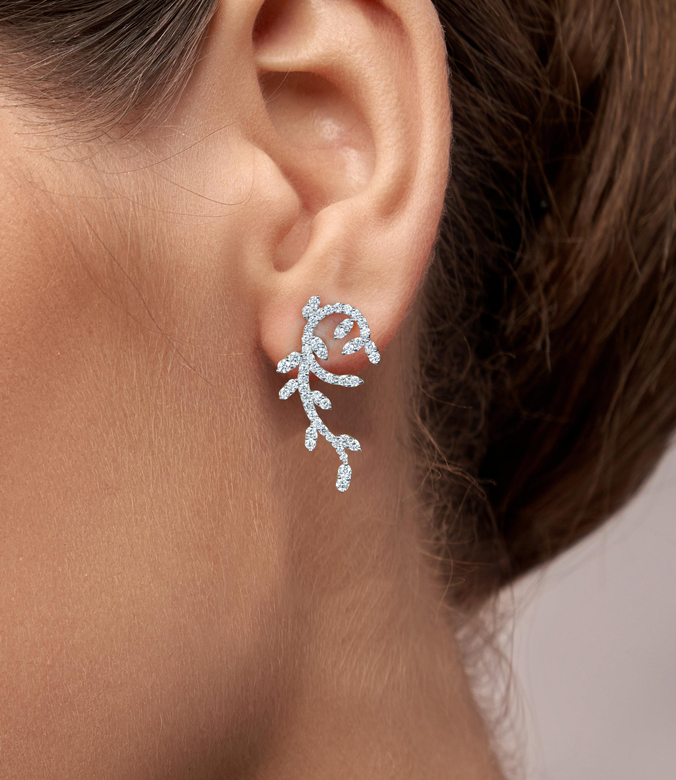 1.49ct Diamond Leaf Drop Earrings in 14k Gold For Sale 2
