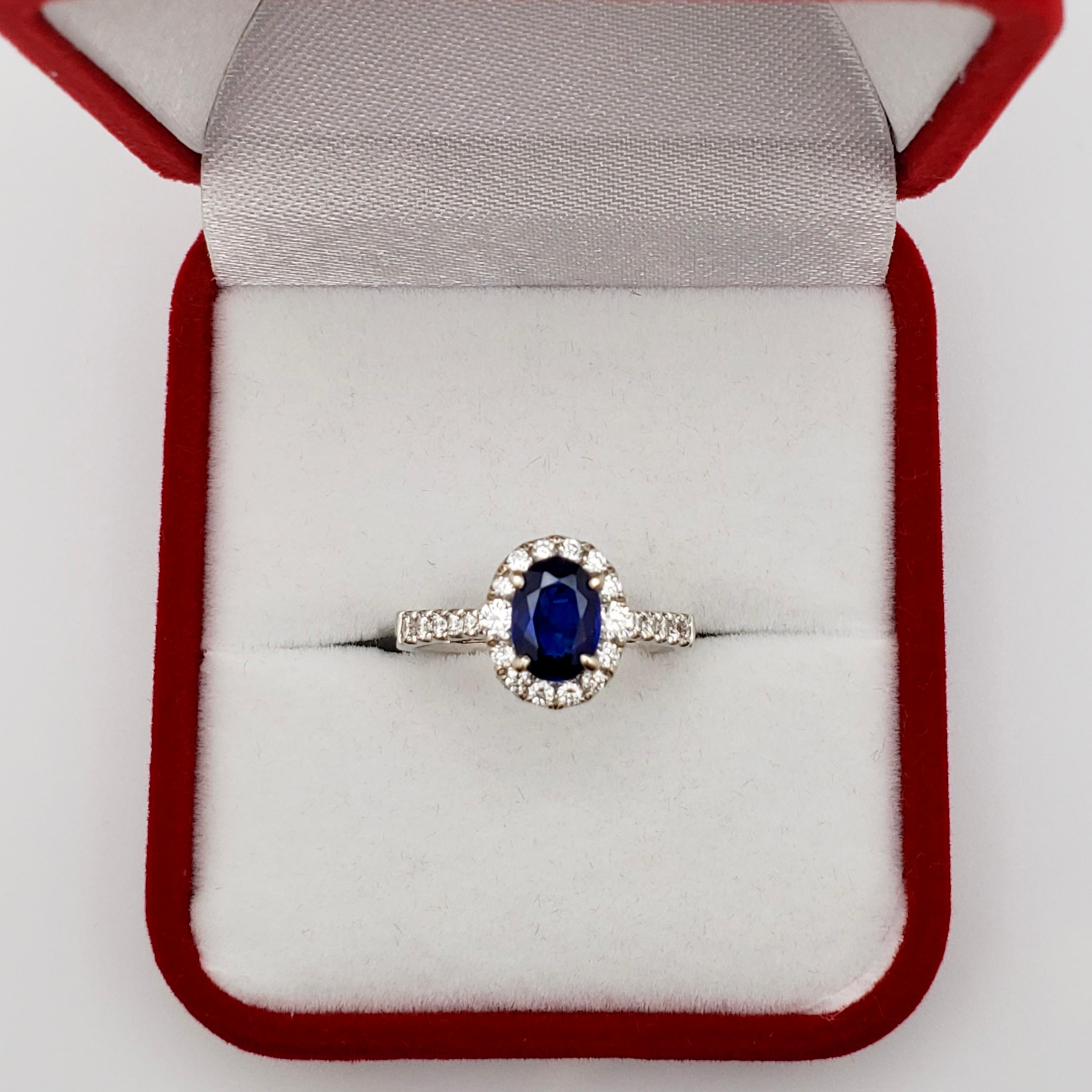 Women's 1.50 CT GIA Certified Sapphire Diamond Ring 18K White Gold For Sale