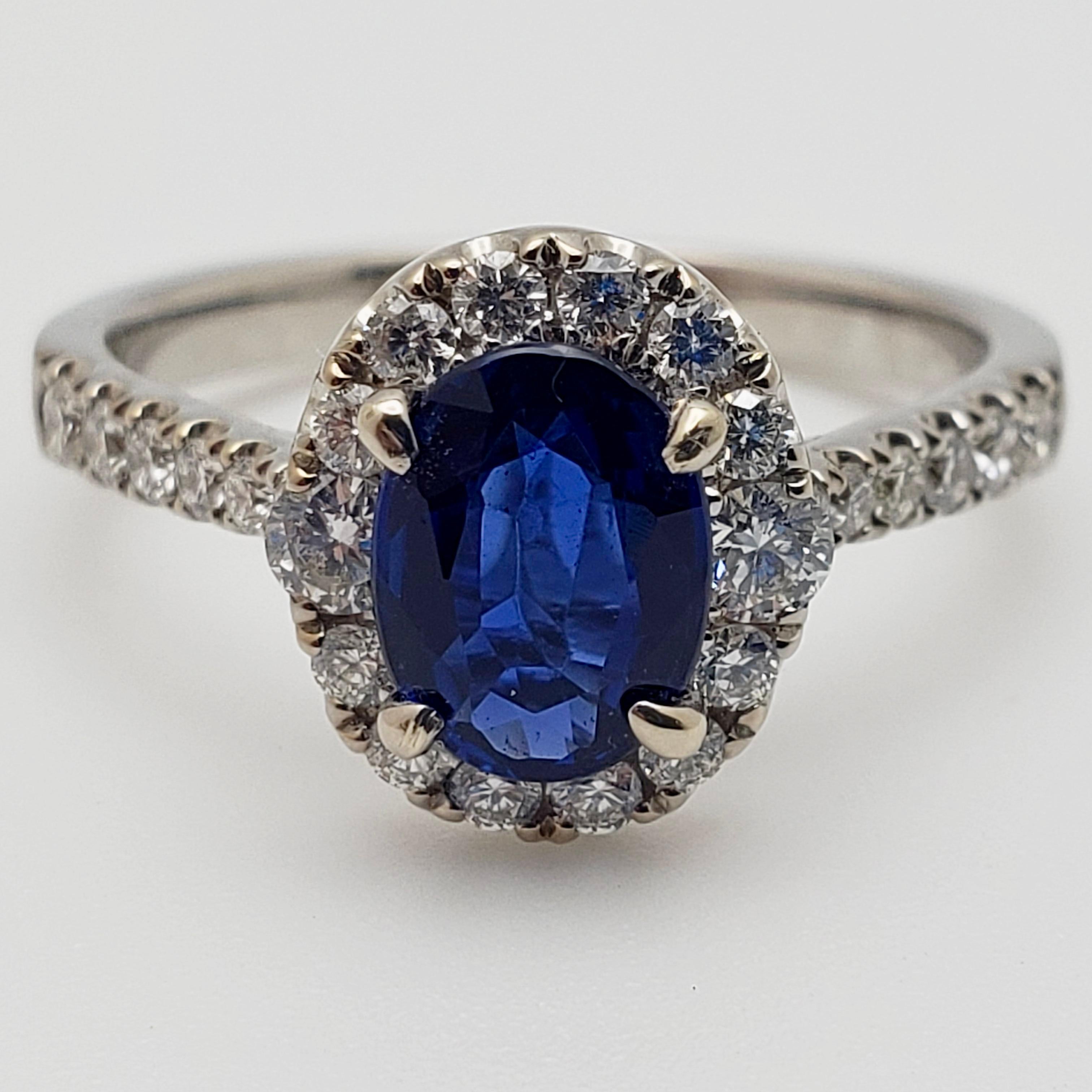 1.50 CT GIA Certified Sapphire Diamond Ring 18K White Gold For Sale 2