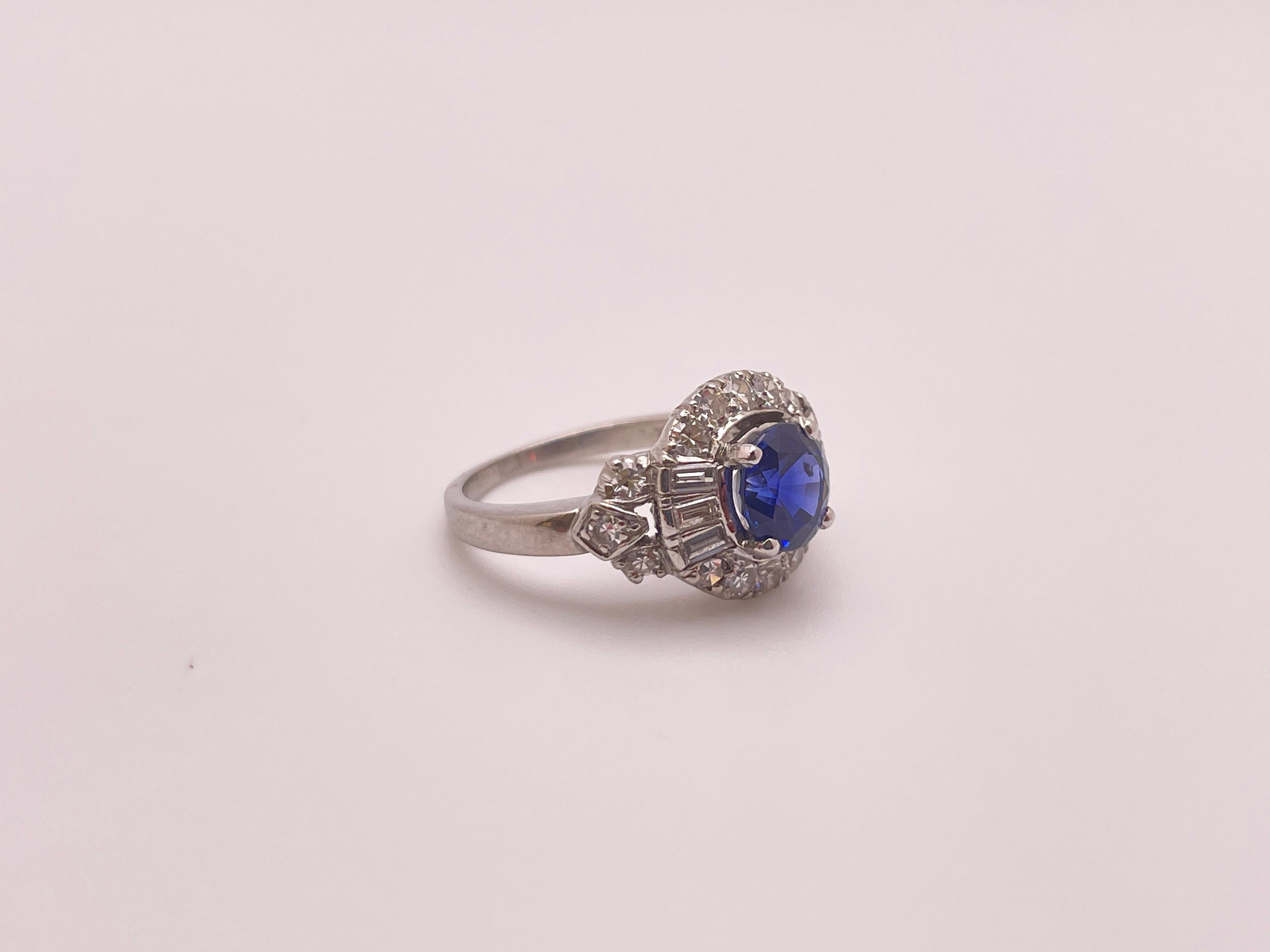 1.50 CT Sapphire Diamond Platinum Engagement Ring For Sale 1