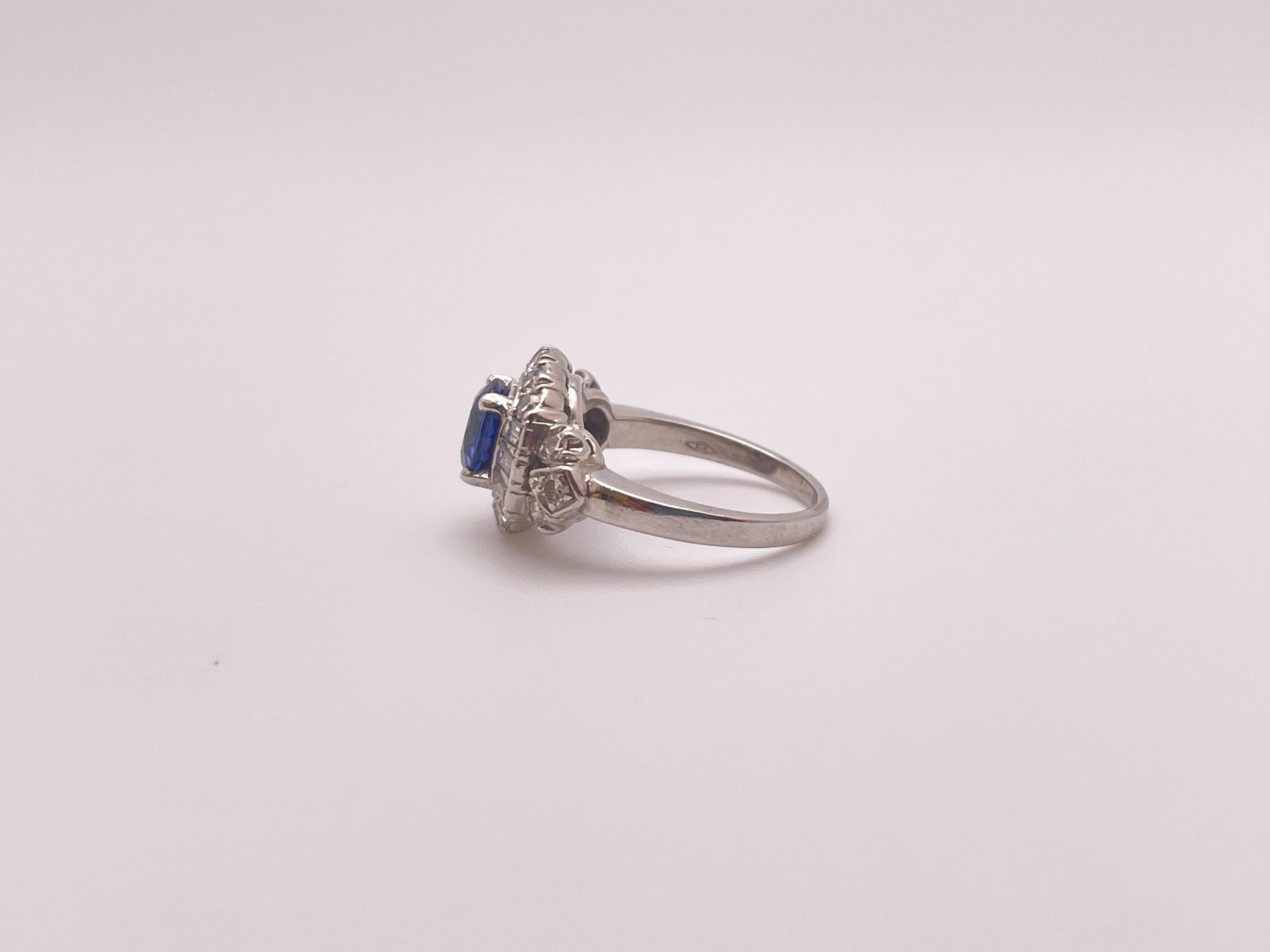 1.50 CT Sapphire Diamond Platinum Engagement Ring For Sale 2