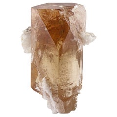 150 grammes de cristal de topaze verre avec matrice de cléavelandite du Pakistan