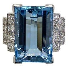 15.00 Carat Aquamarine and Diamond Platinum Cocktail Dress Ring
