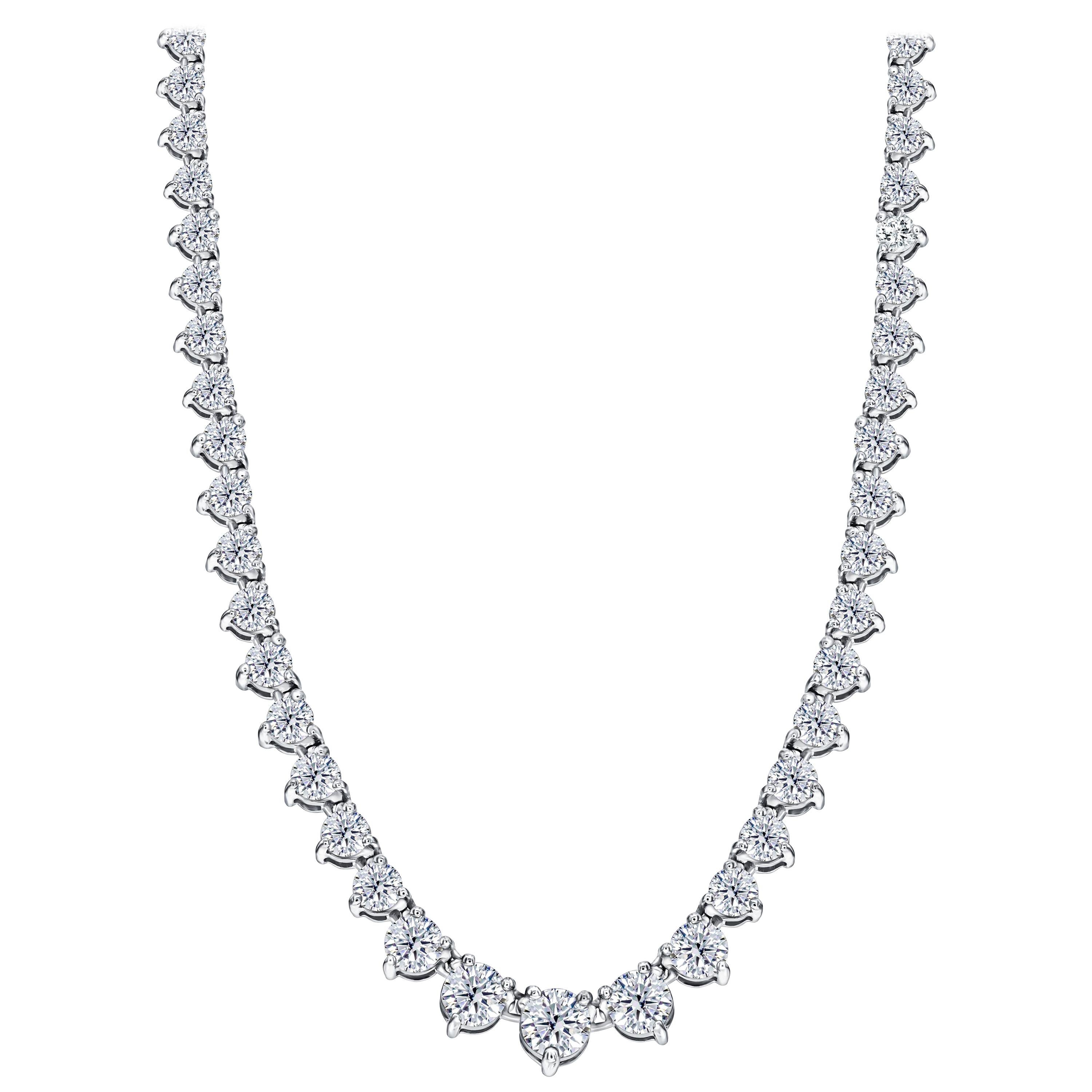 Collier ligne tennis Riviera à trois griffes en or blanc 18 carats avec diamants de 15 carats en vente