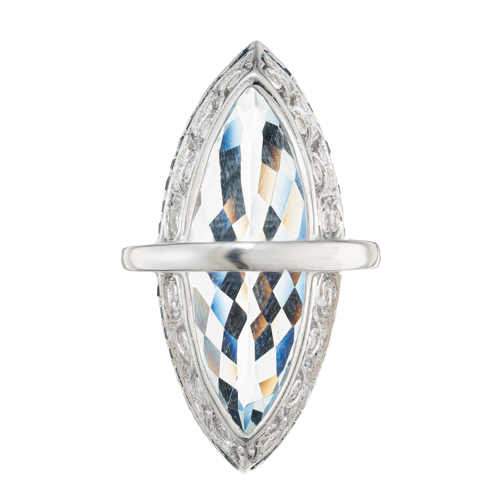 15,00 Karat Marquise Aquamarin Diamant Saphir Weißgold Cocktail-Ring im Zustand „Gut“ im Angebot in Stamford, CT