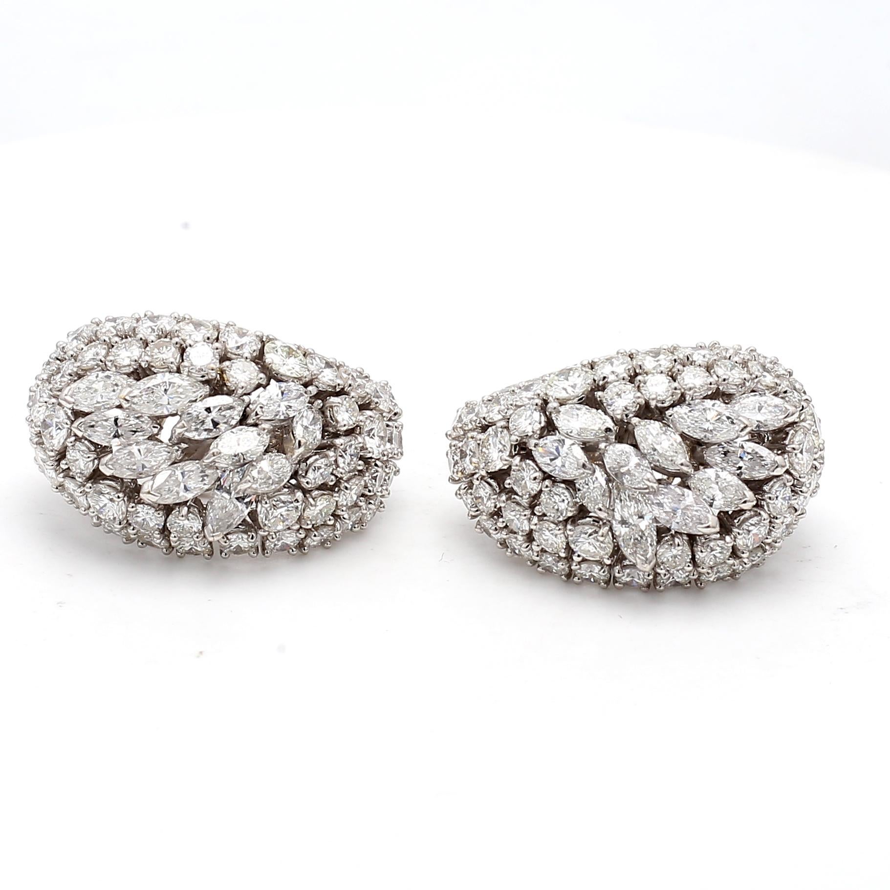 15.00 Boucles d'oreilles en or blanc 18 carats avec diamants de taille mixte H SI1 en vente 5
