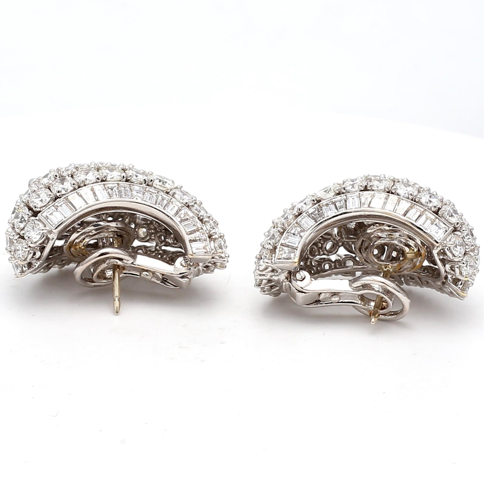 15.00 Boucles d'oreilles en or blanc 18 carats avec diamants de taille mixte H SI1 en vente 1