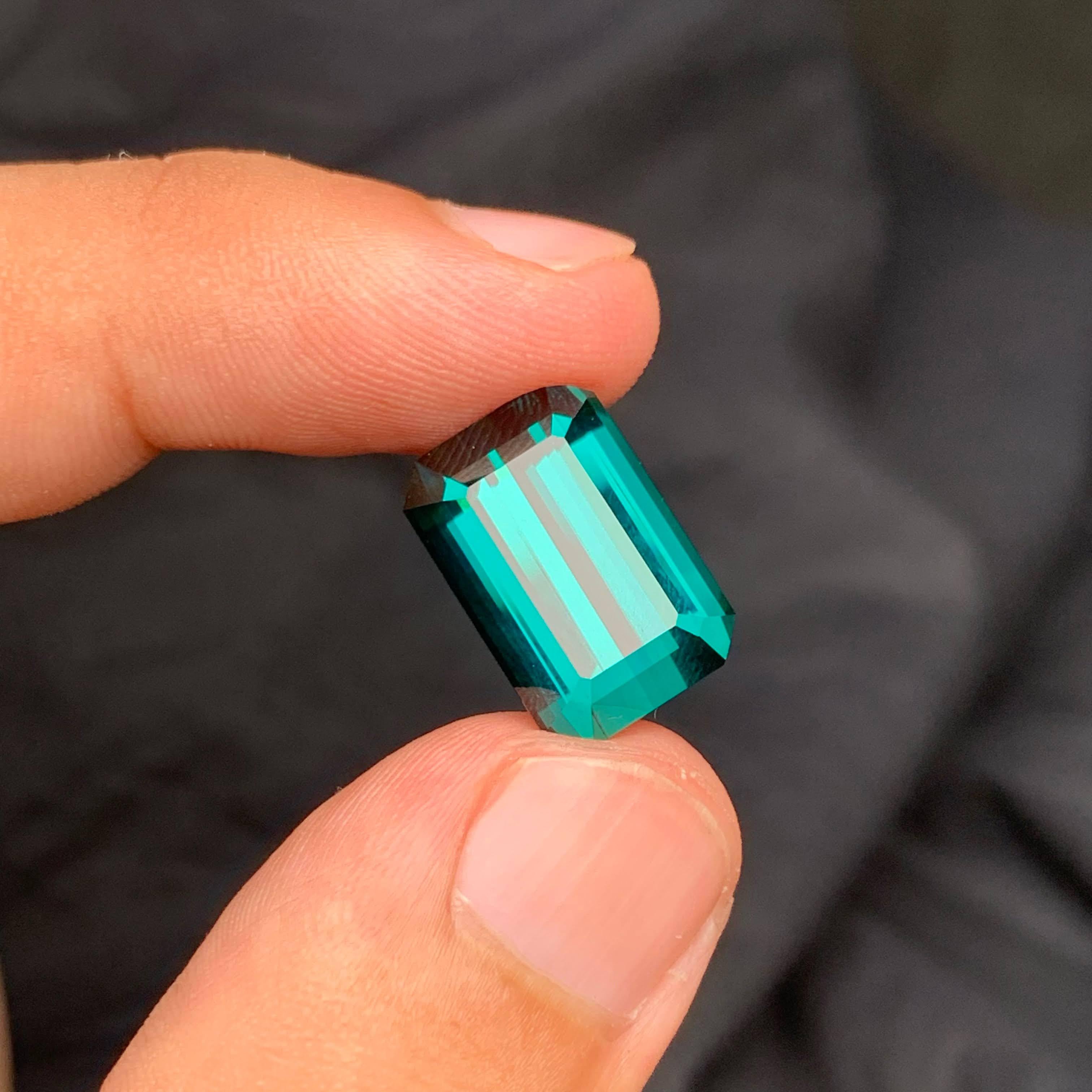 15.00 Carat Natural Loose Pretty Blue Tourmaline Emerald Cut Afghan Gemstone For Sale 6