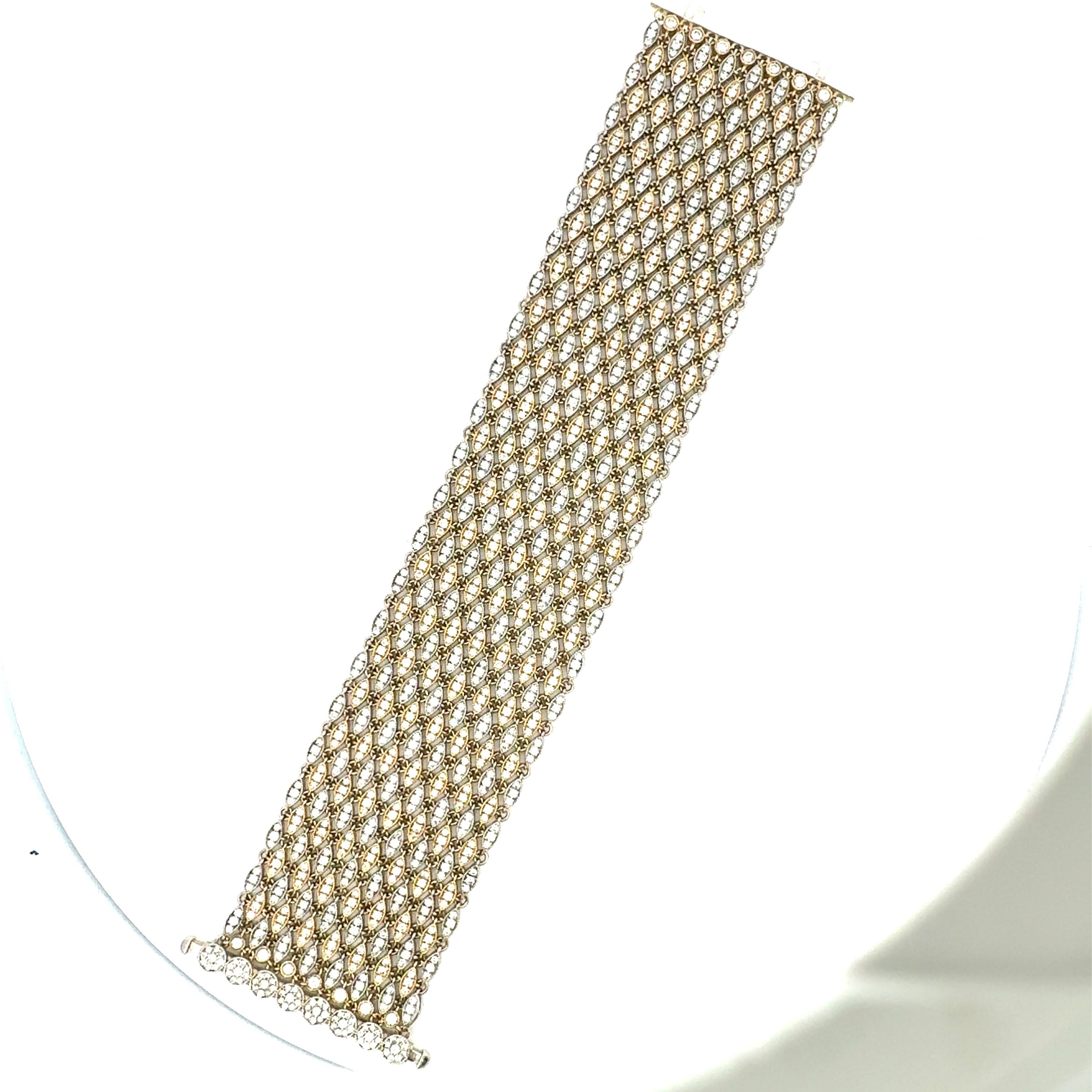 15.00 Carat Round Brilliant G VS1 Diamond Link Bracelet en or en vente 5