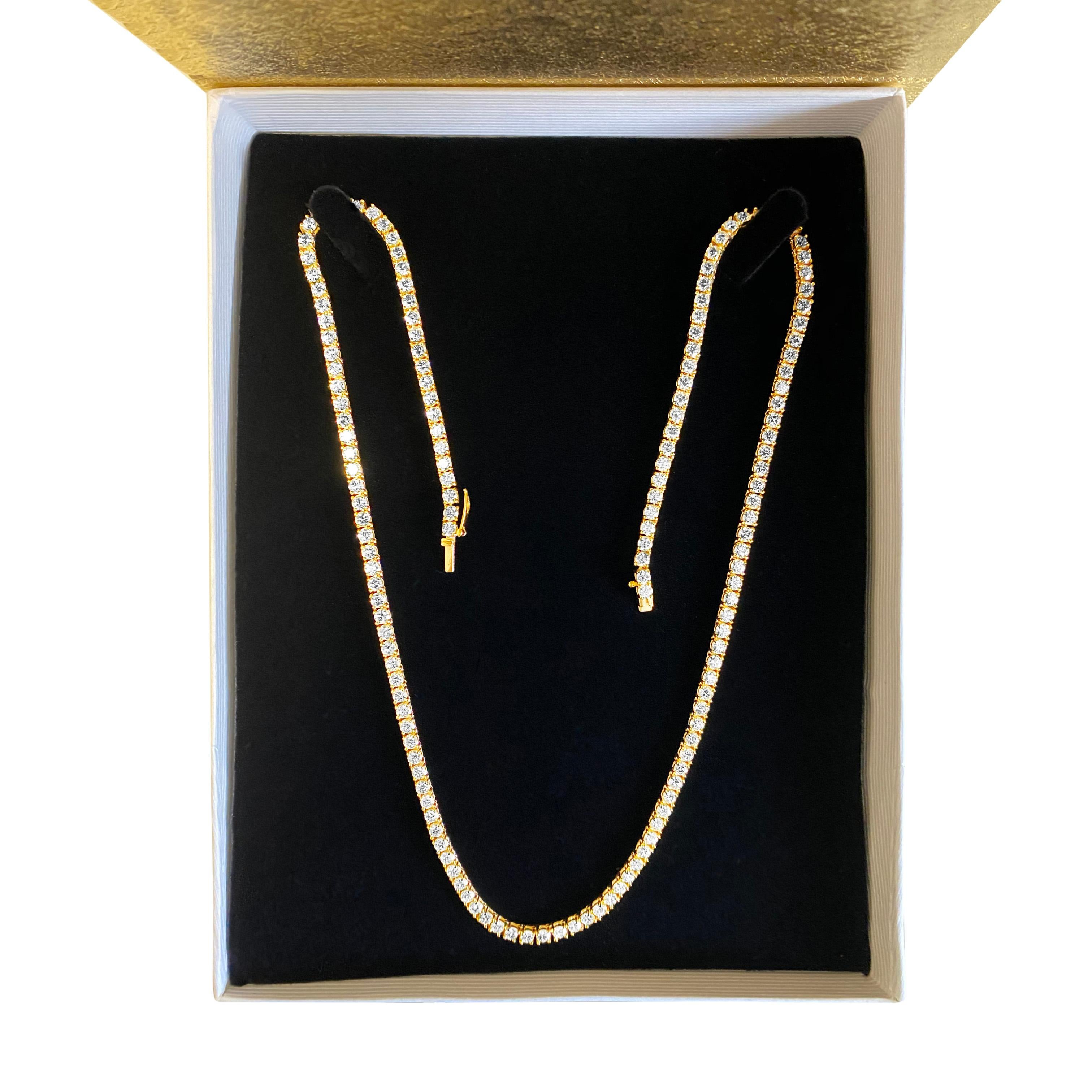 Brilliant Cut 15.00 Carat VVS Diamond Tennis Necklace in 14k Gold For Sale