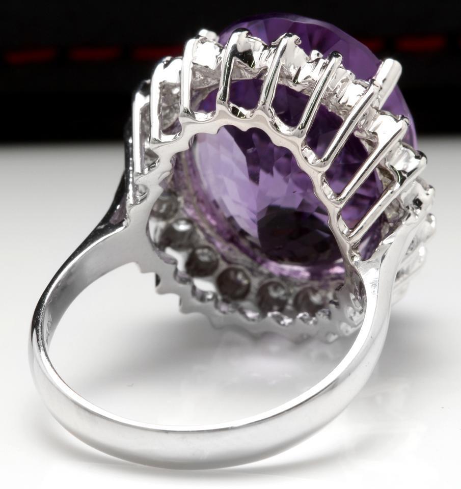 15.00 Carat Natural Amethyst and Diamond 14 Karat Solid White Gold Ring In New Condition For Sale In Los Angeles, CA