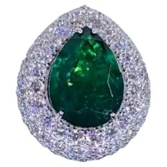 15.00 Carats Zambian Emerald 10.00 Ct Diamonds 18K Gold Ring